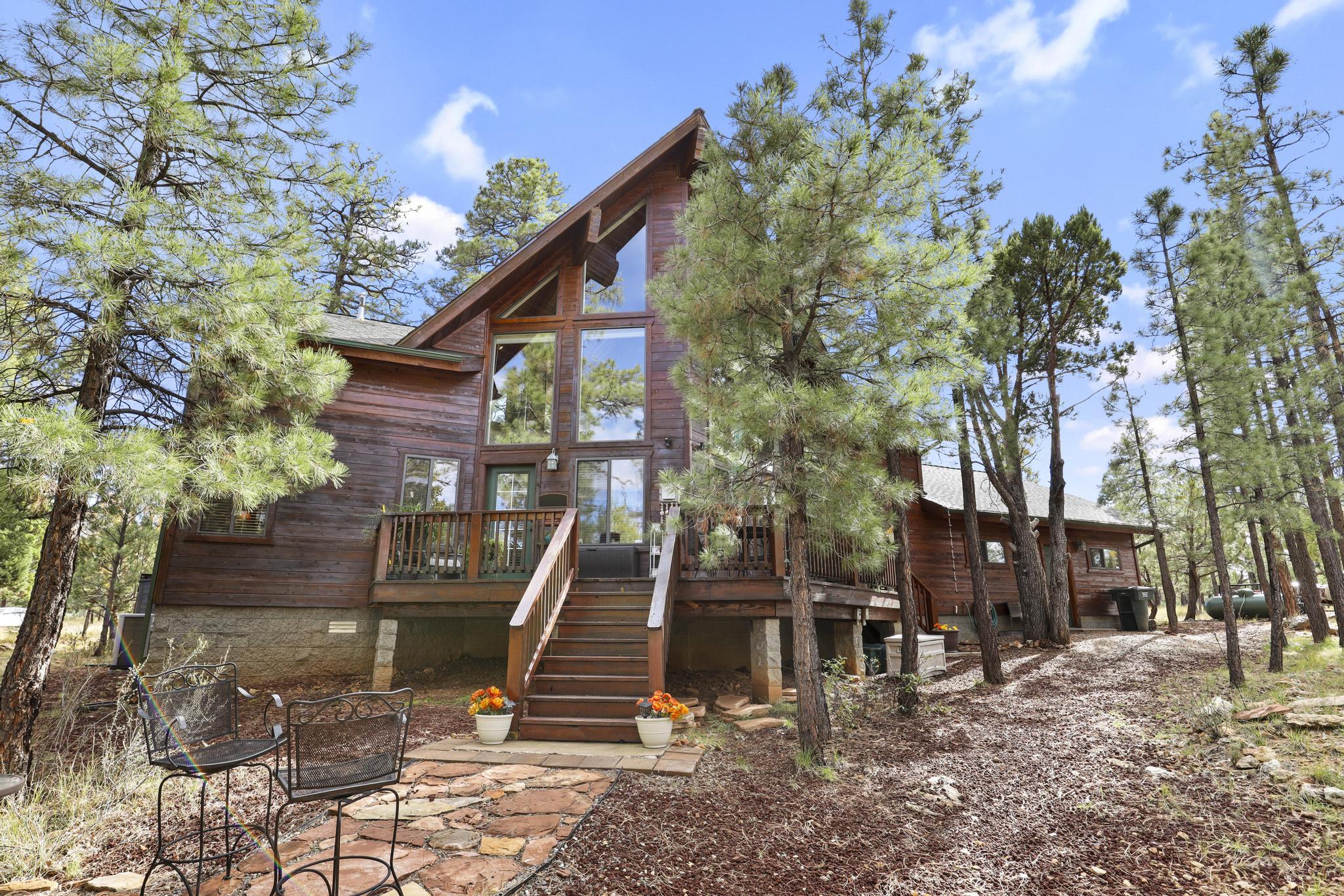 2812 Hidden Creek Circle