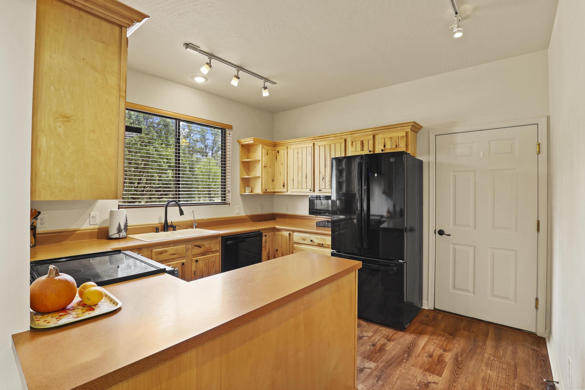 2812 Hidden Creek Circle