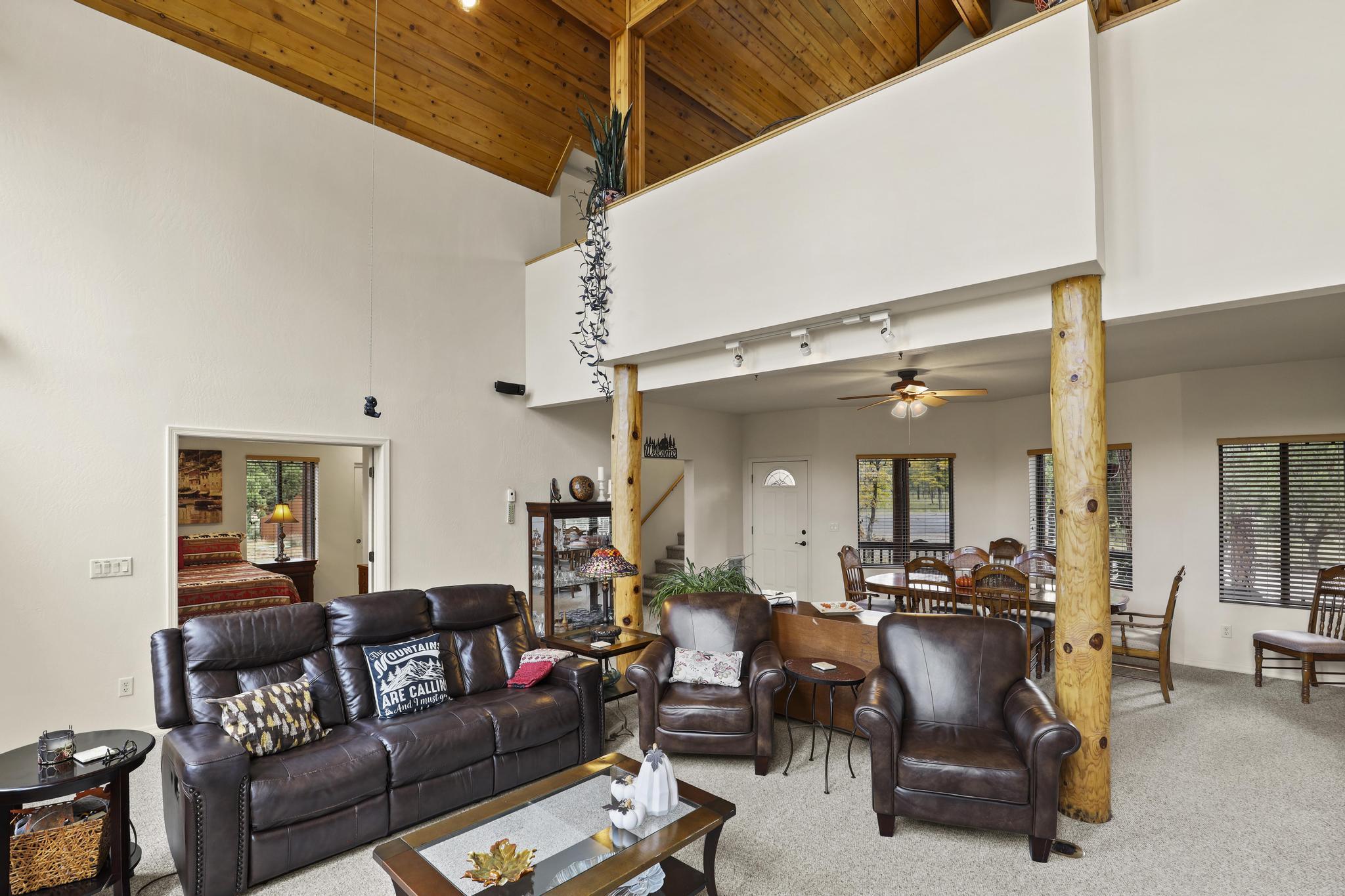 2812 Hidden Creek Circle