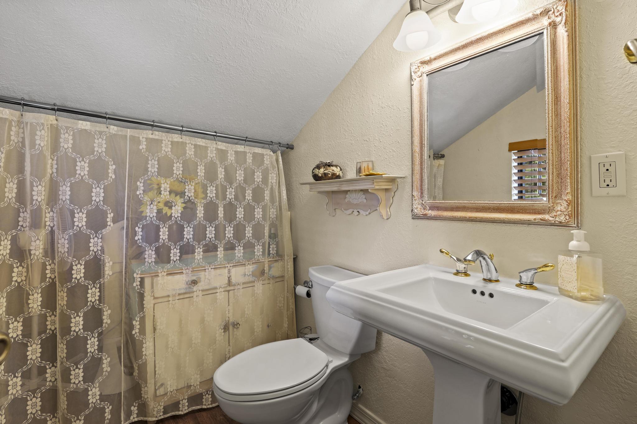 2812 Hidden Creek Circle