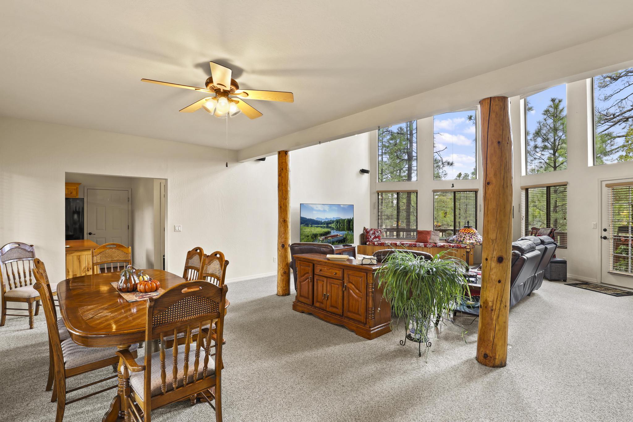 2812 Hidden Creek Circle