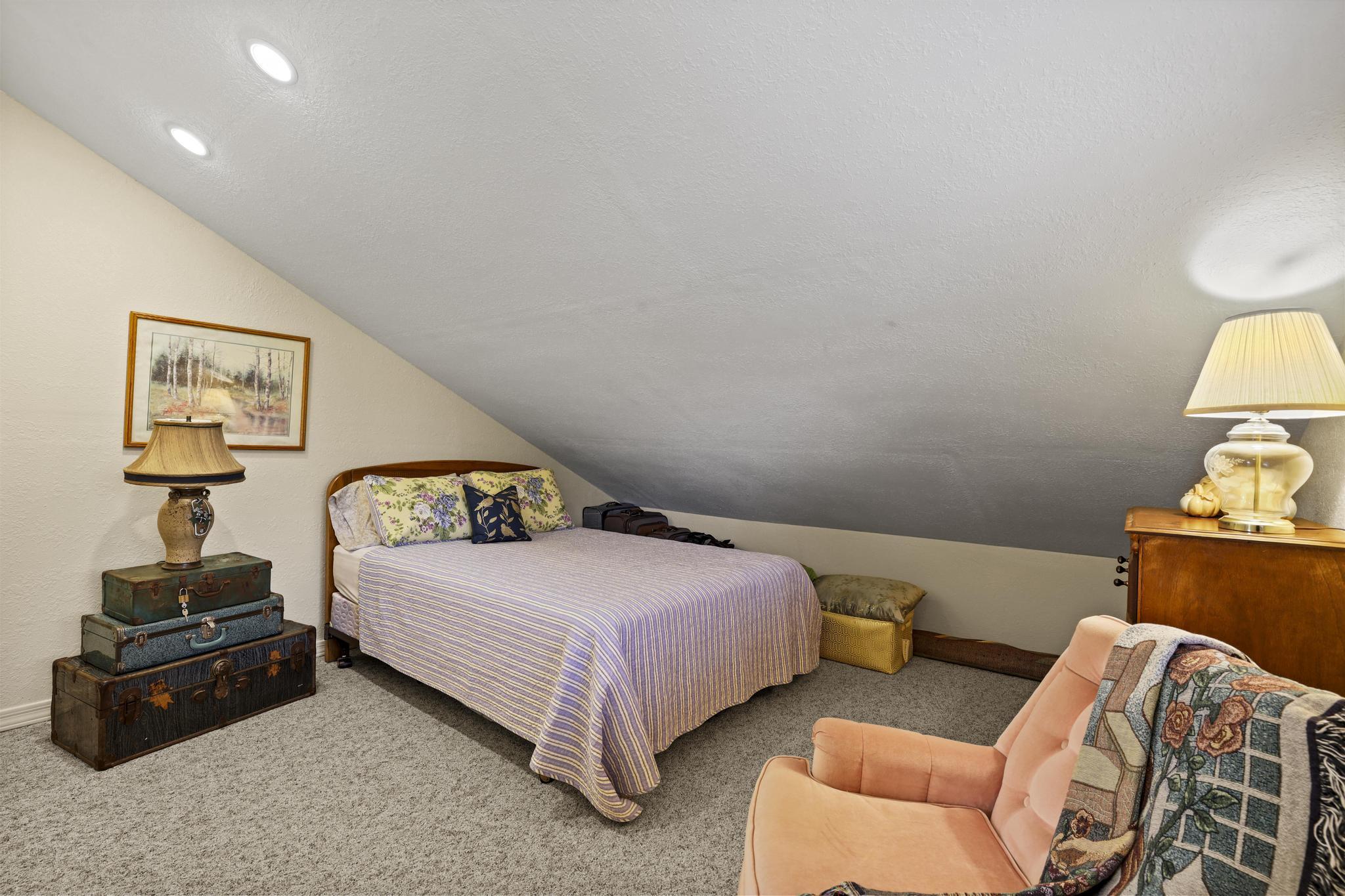 2812 Hidden Creek Circle