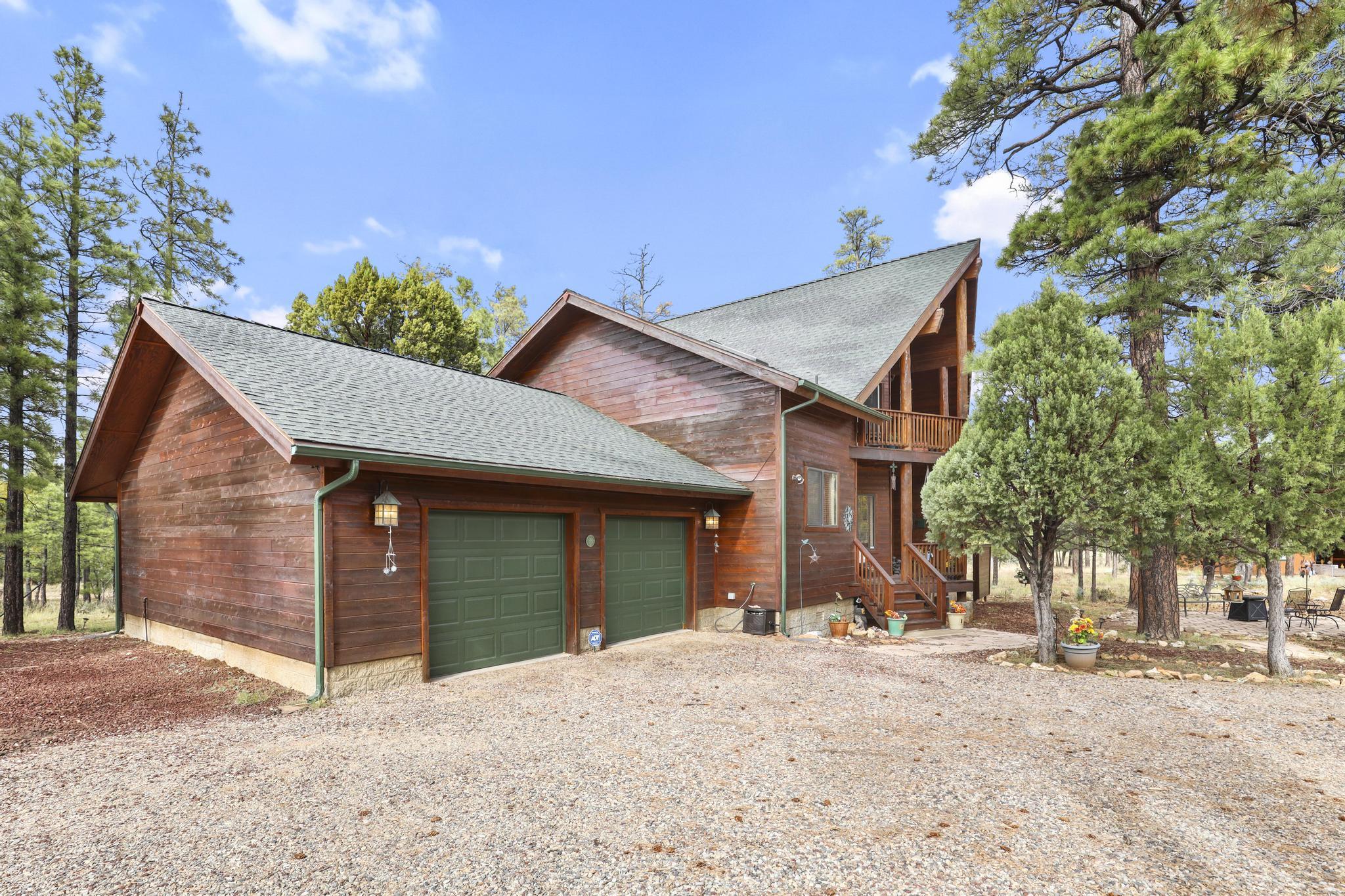 2812 Hidden Creek Circle