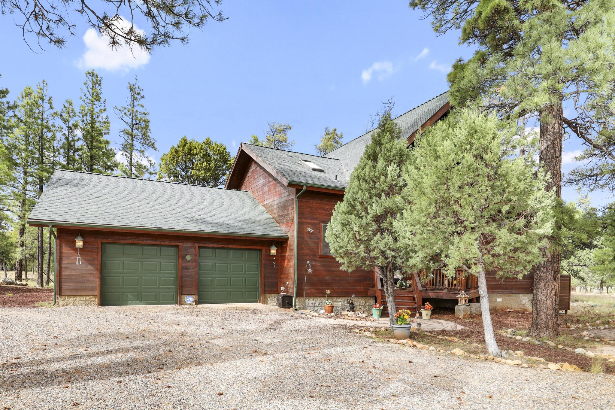 2812 Hidden Creek Circle