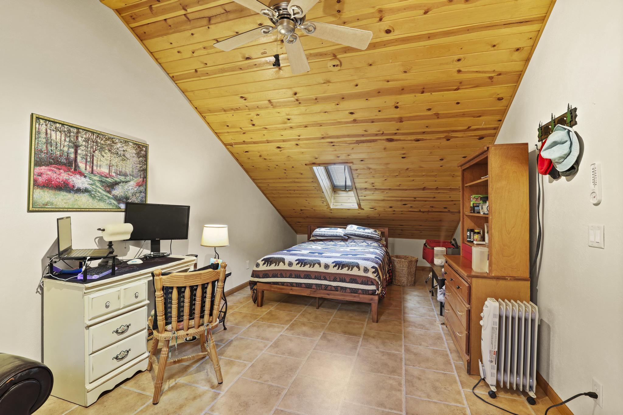 2812 Hidden Creek Circle