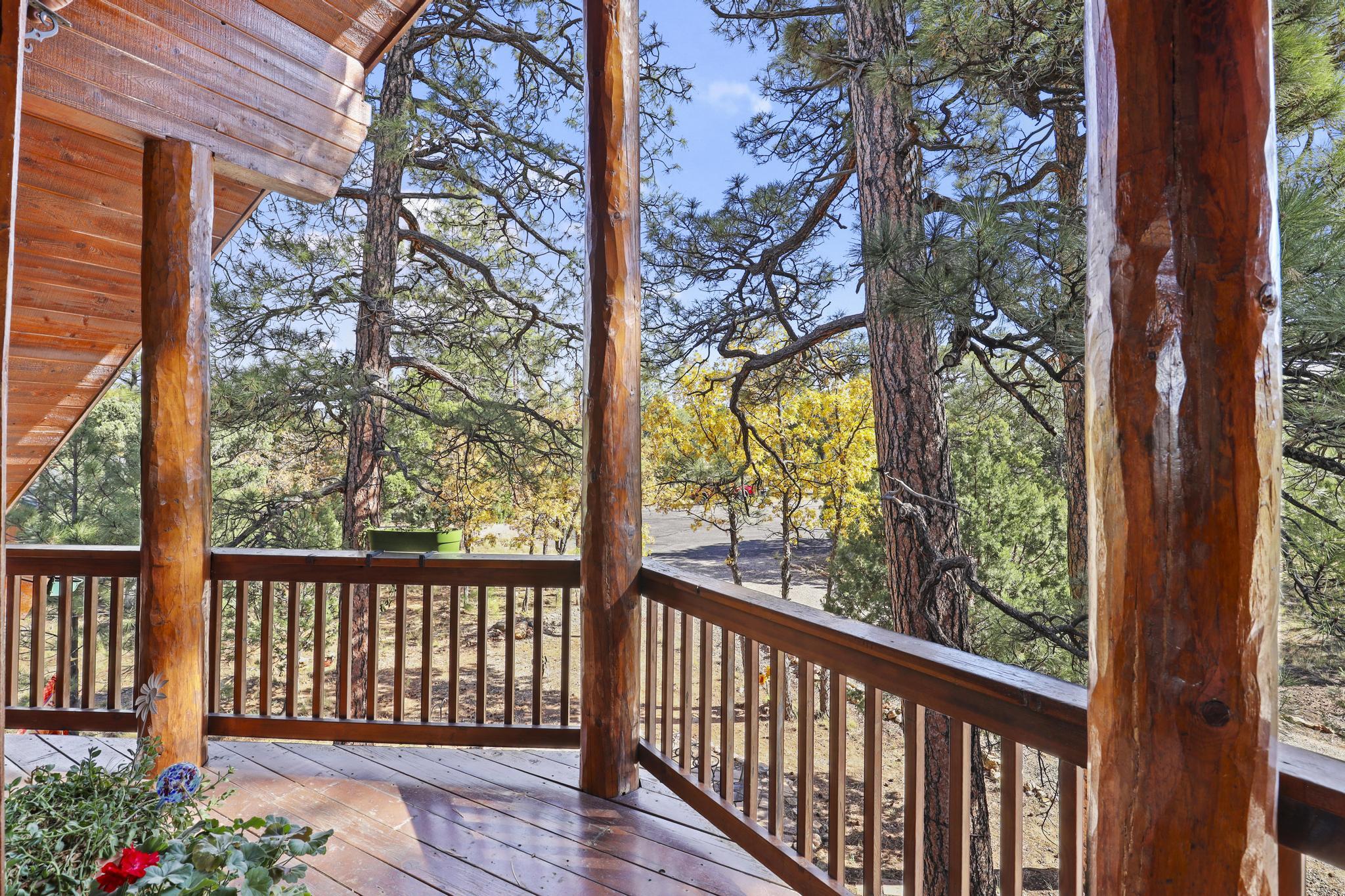2812 Hidden Creek Circle