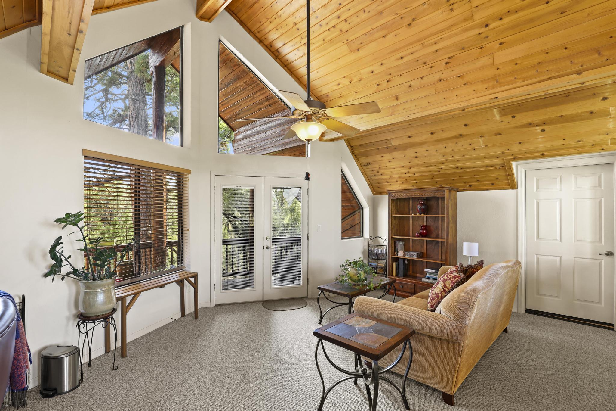 2812 Hidden Creek Circle