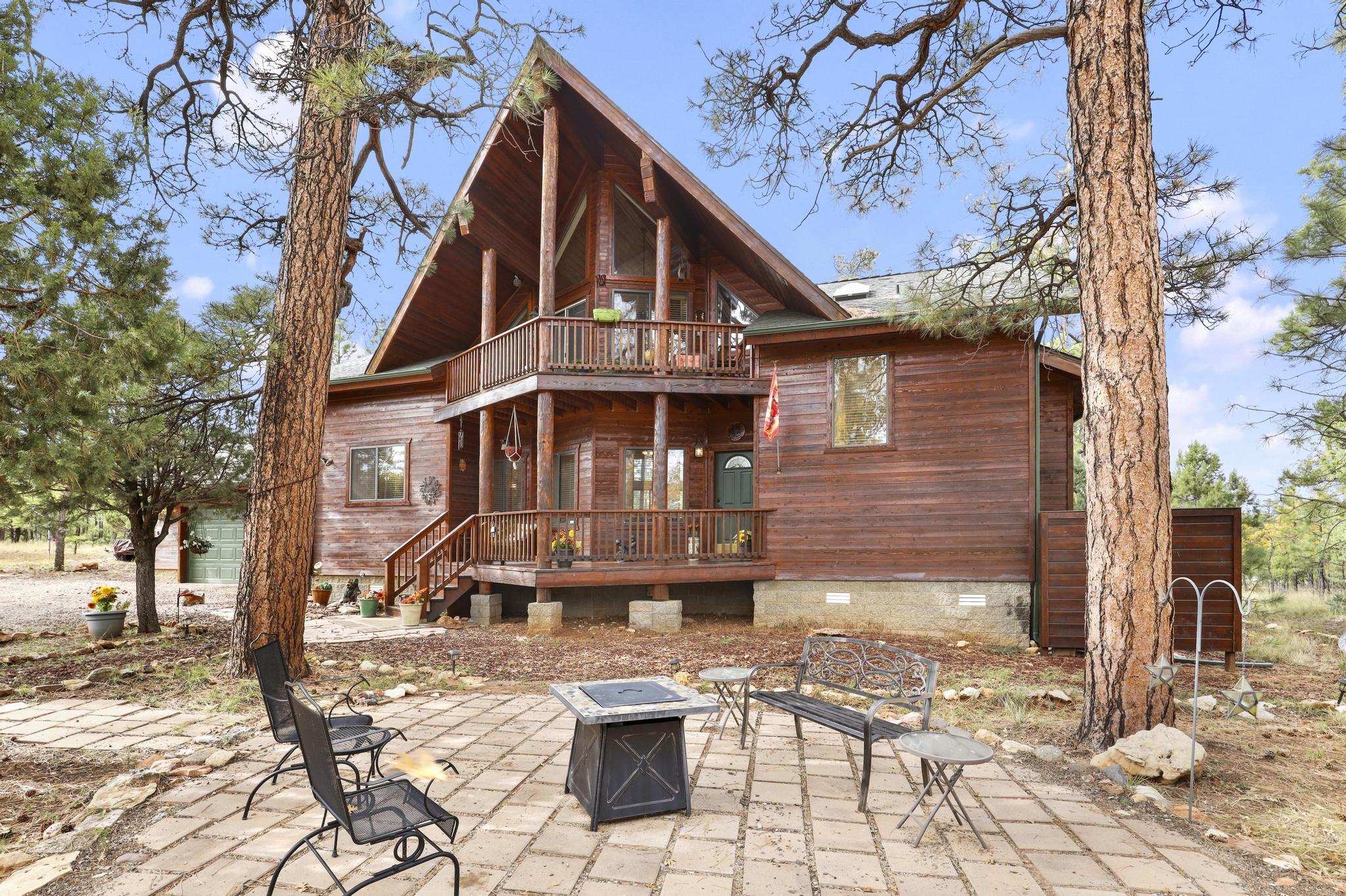 2812 Hidden Creek Circle