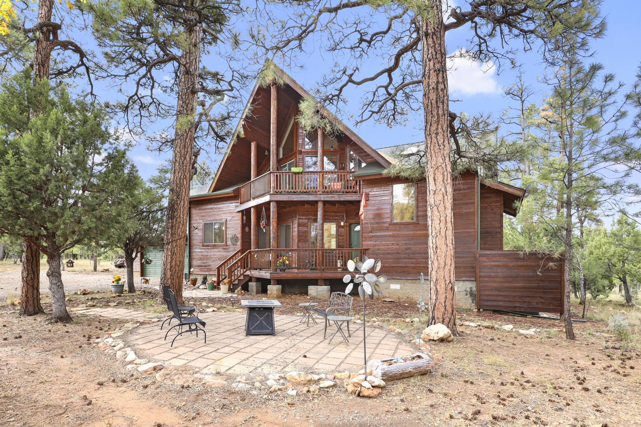 2812 Hidden Creek Circle