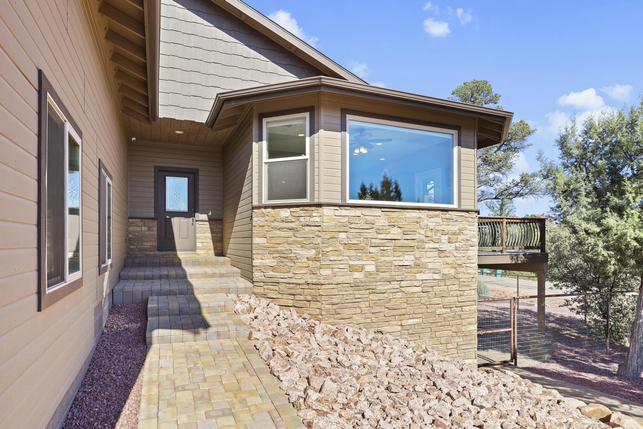1210 E Heather Court