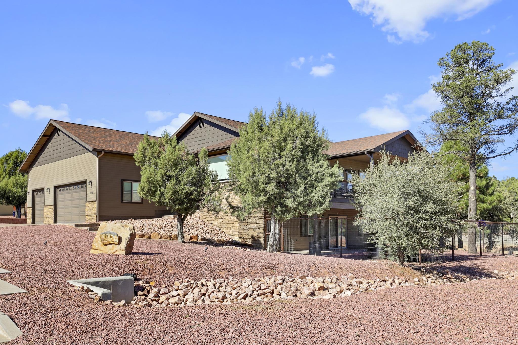 1210 E Heather Court