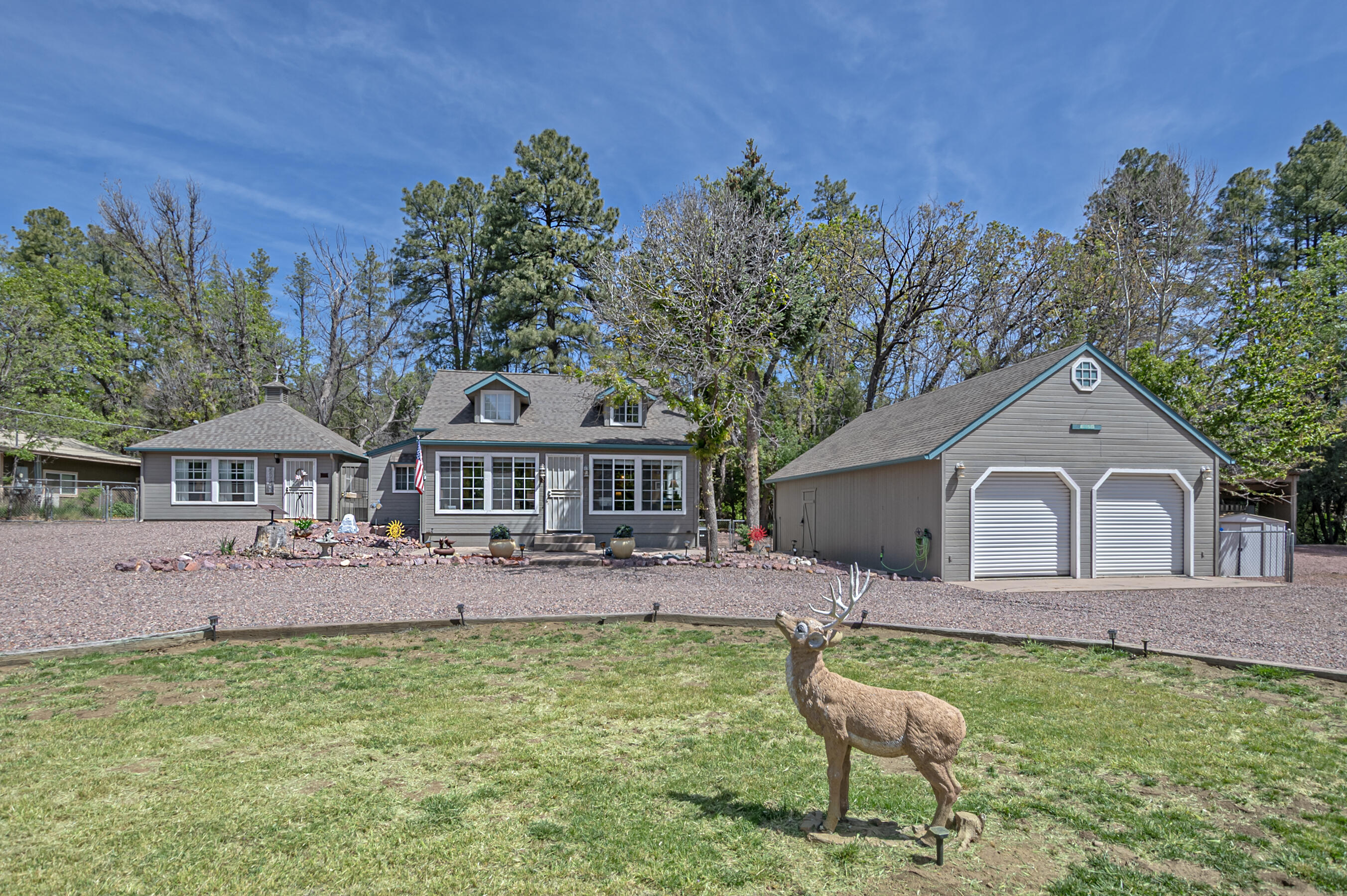 6450 W Woodland Walk