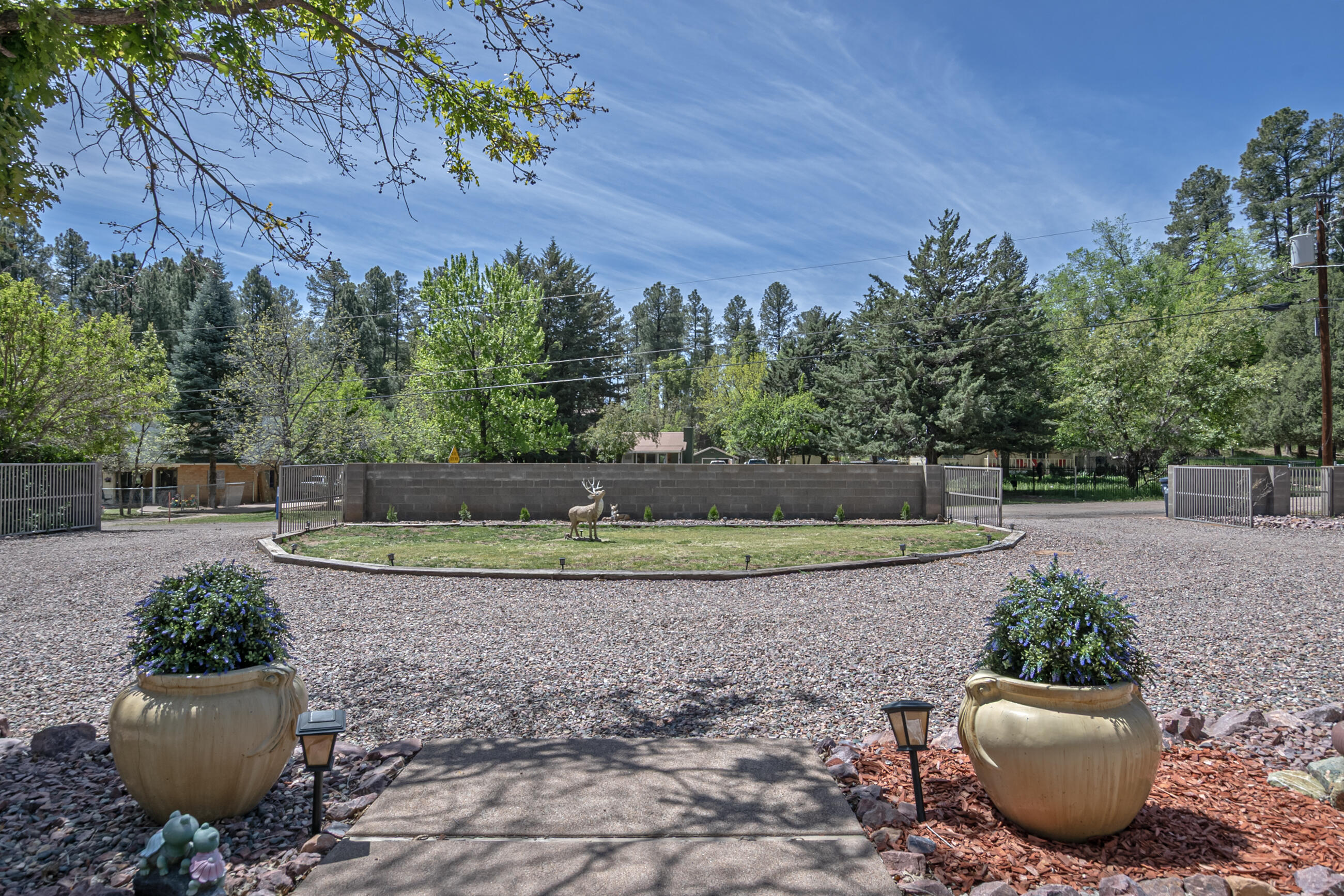 6450 W Woodland Walk