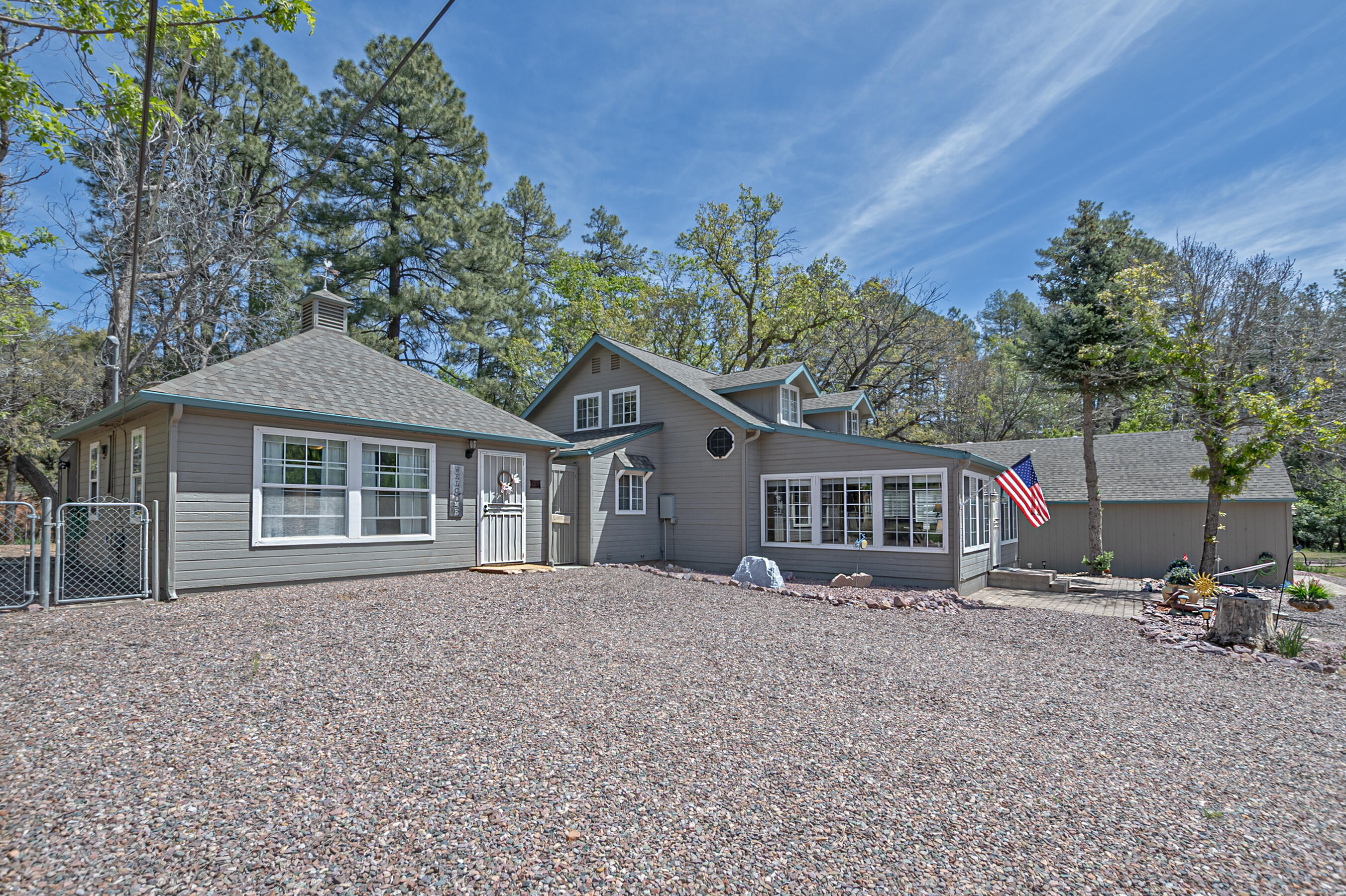 6450 W Woodland Walk