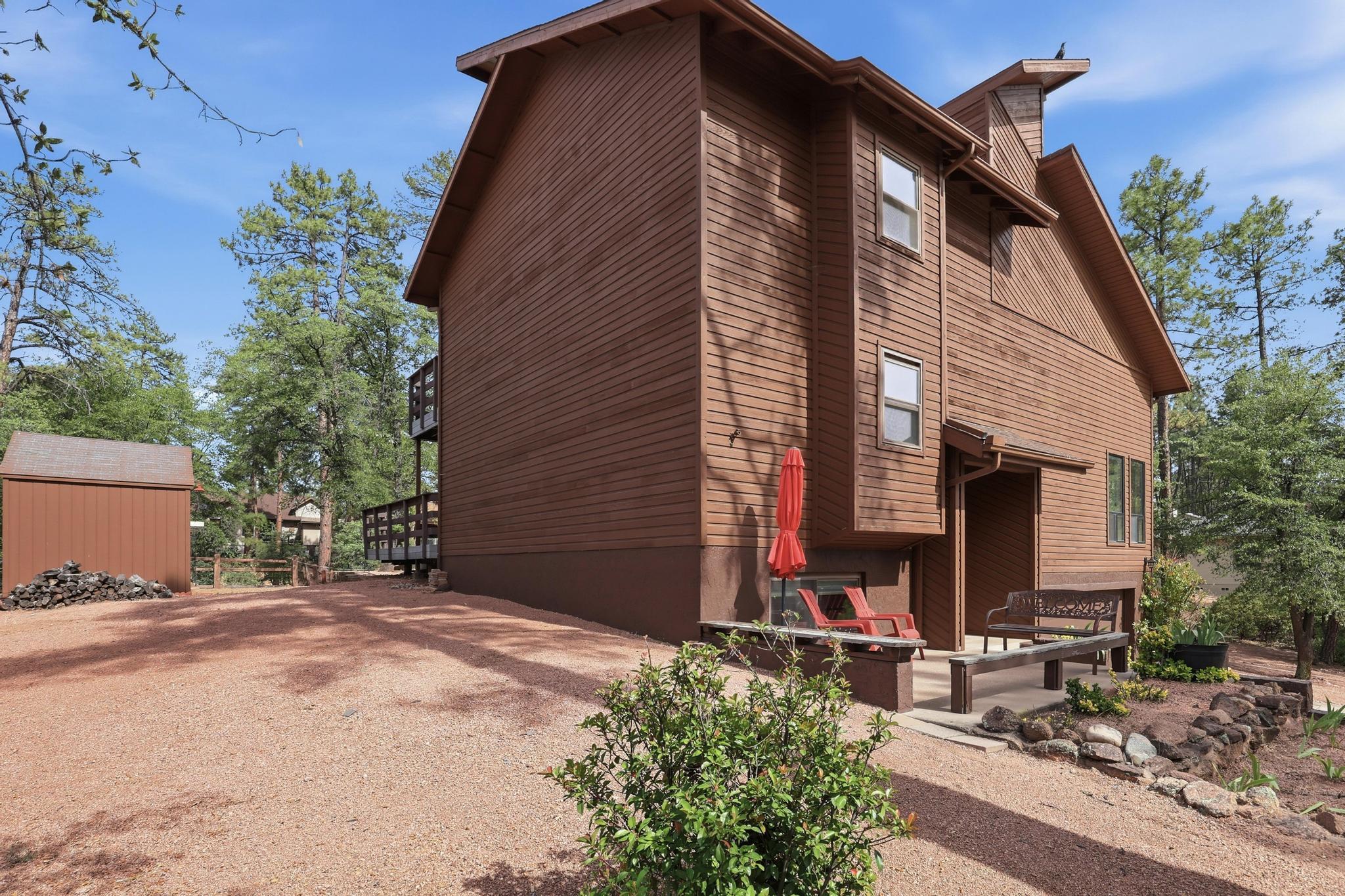 133 N Parkwood Lane