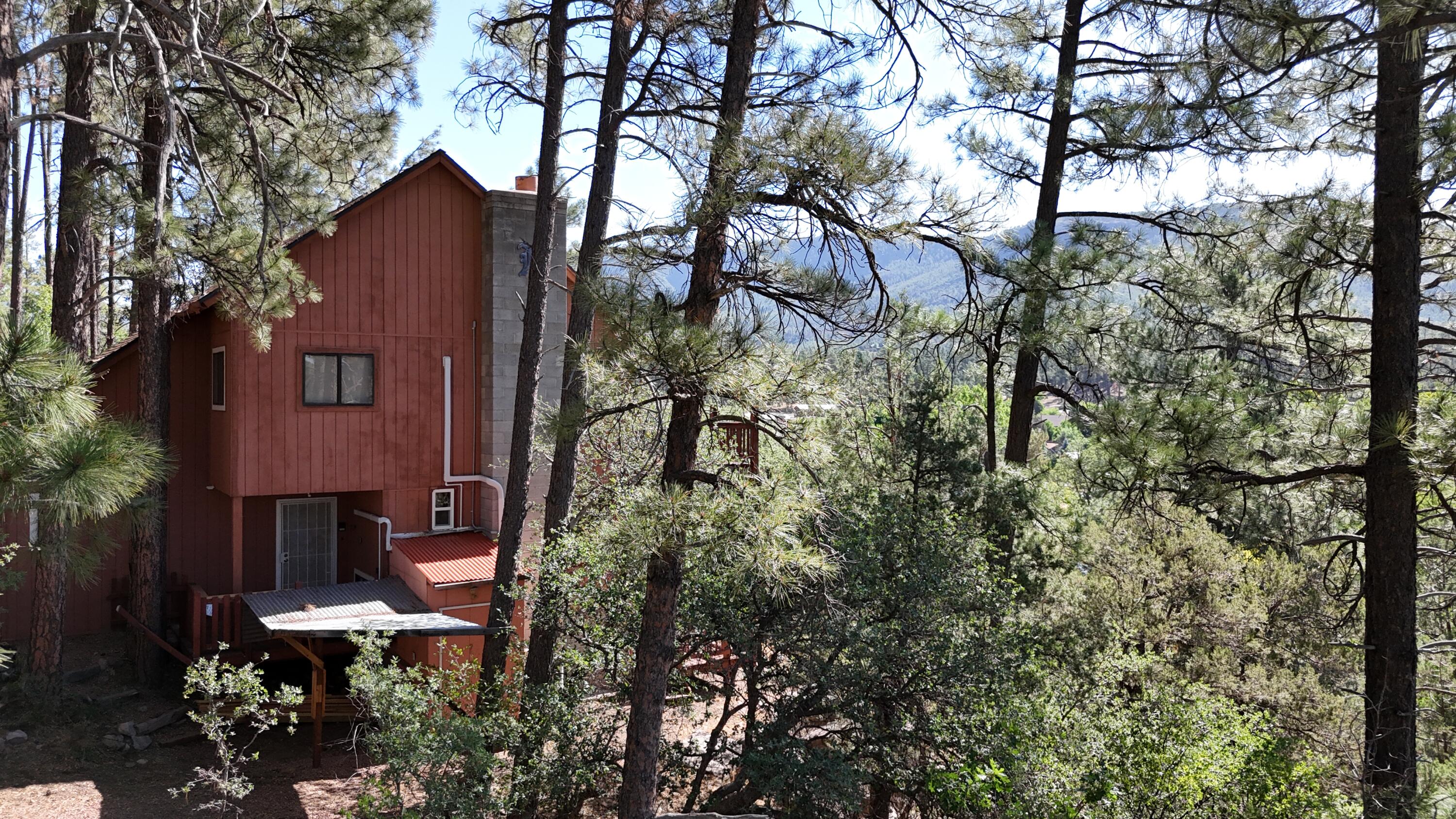 3407 N Ridge Trail