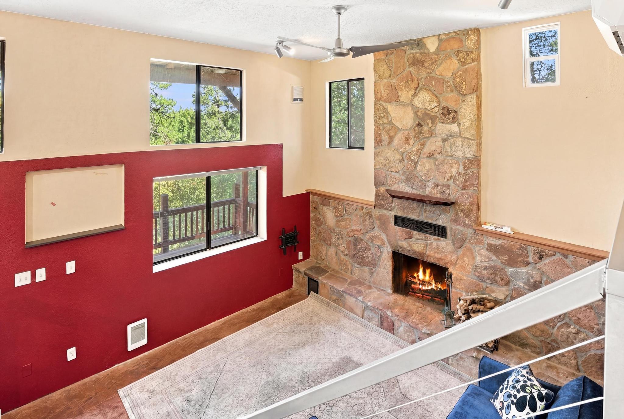 3407 N Ridge Trail