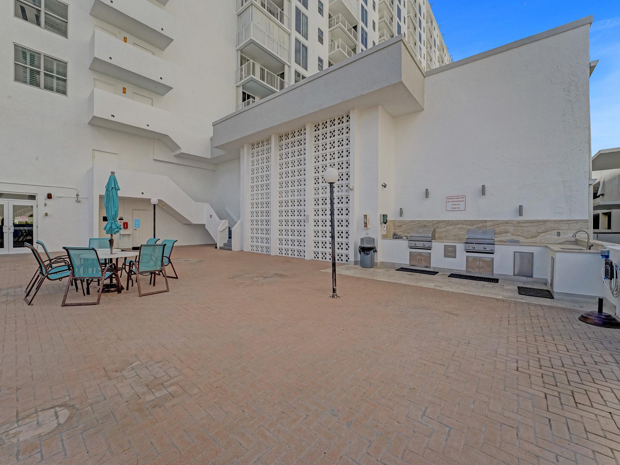 1010 S Ocean Boulevard 808