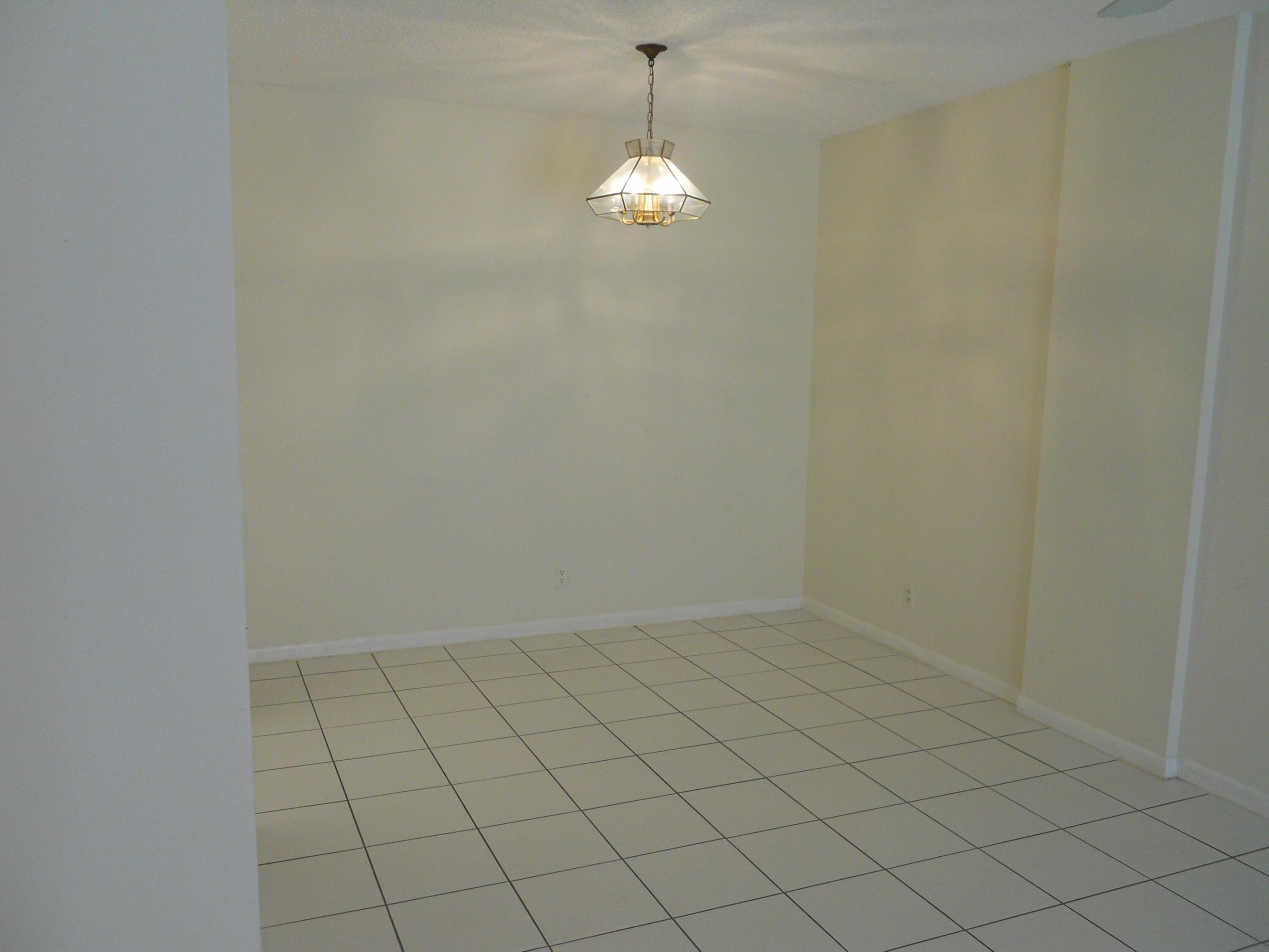 250 NE 20th Street 123s