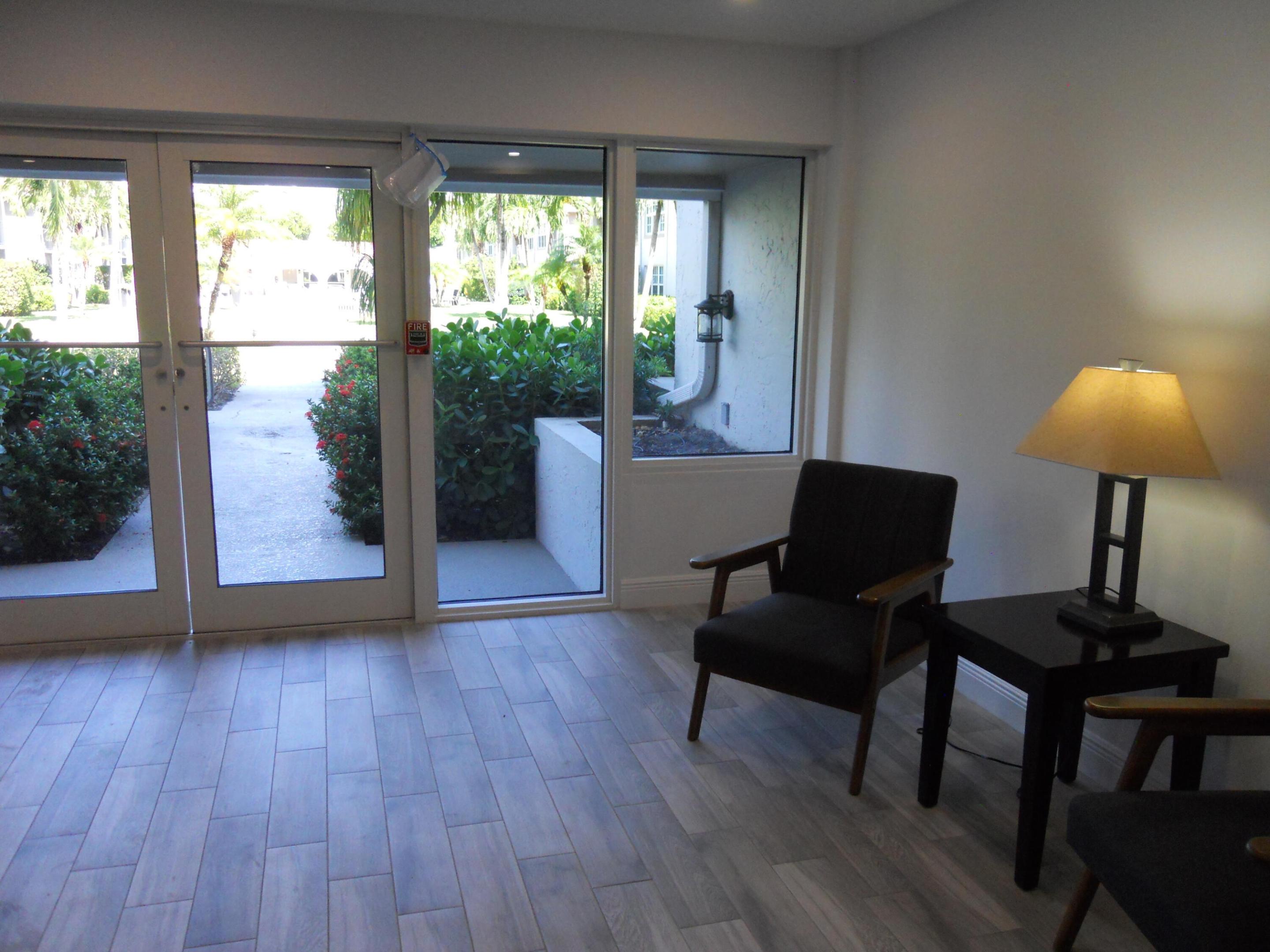 250 NE 20th Street 123s