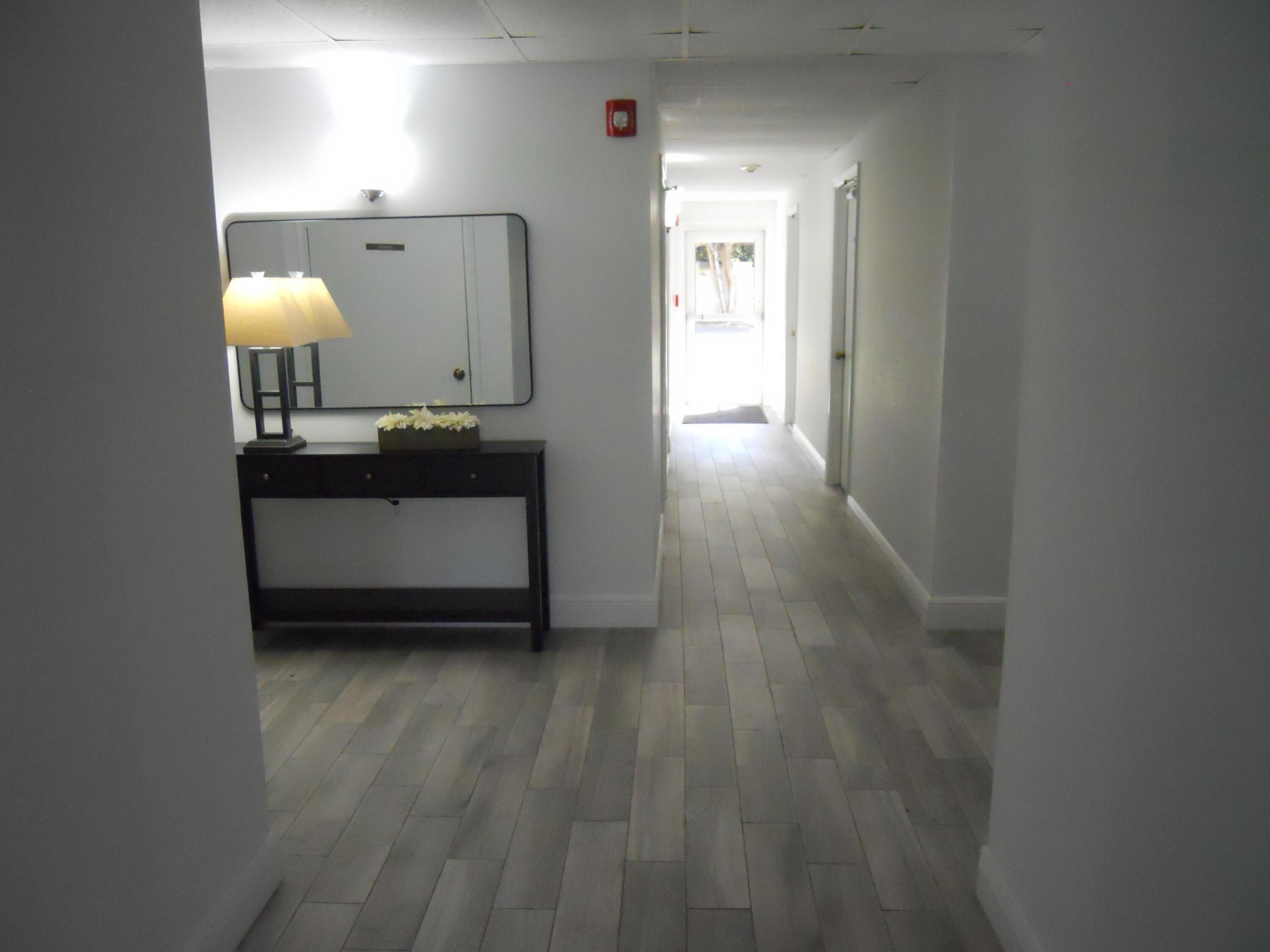 250 NE 20th Street 123s