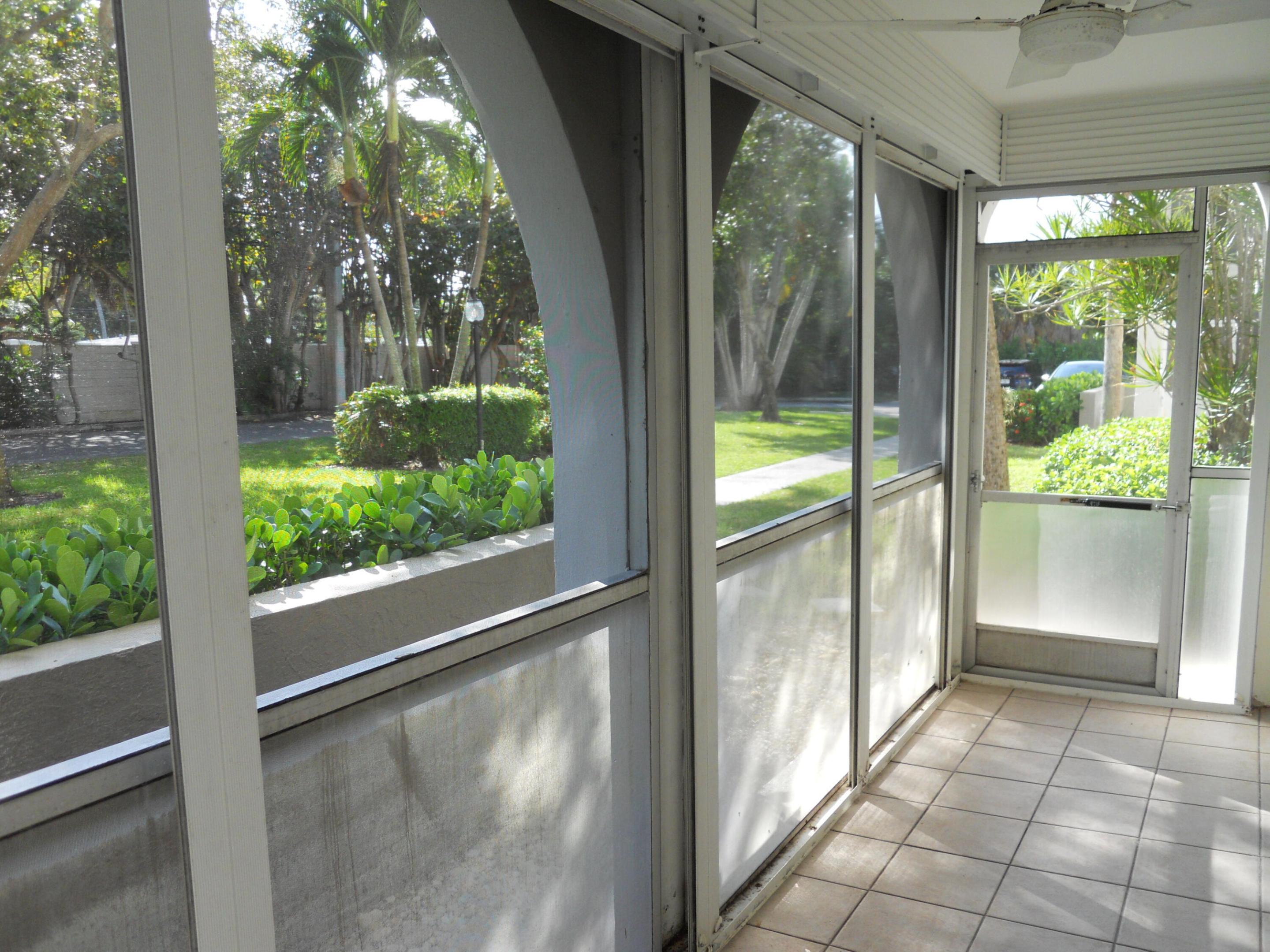 250 NE 20th Street 123s