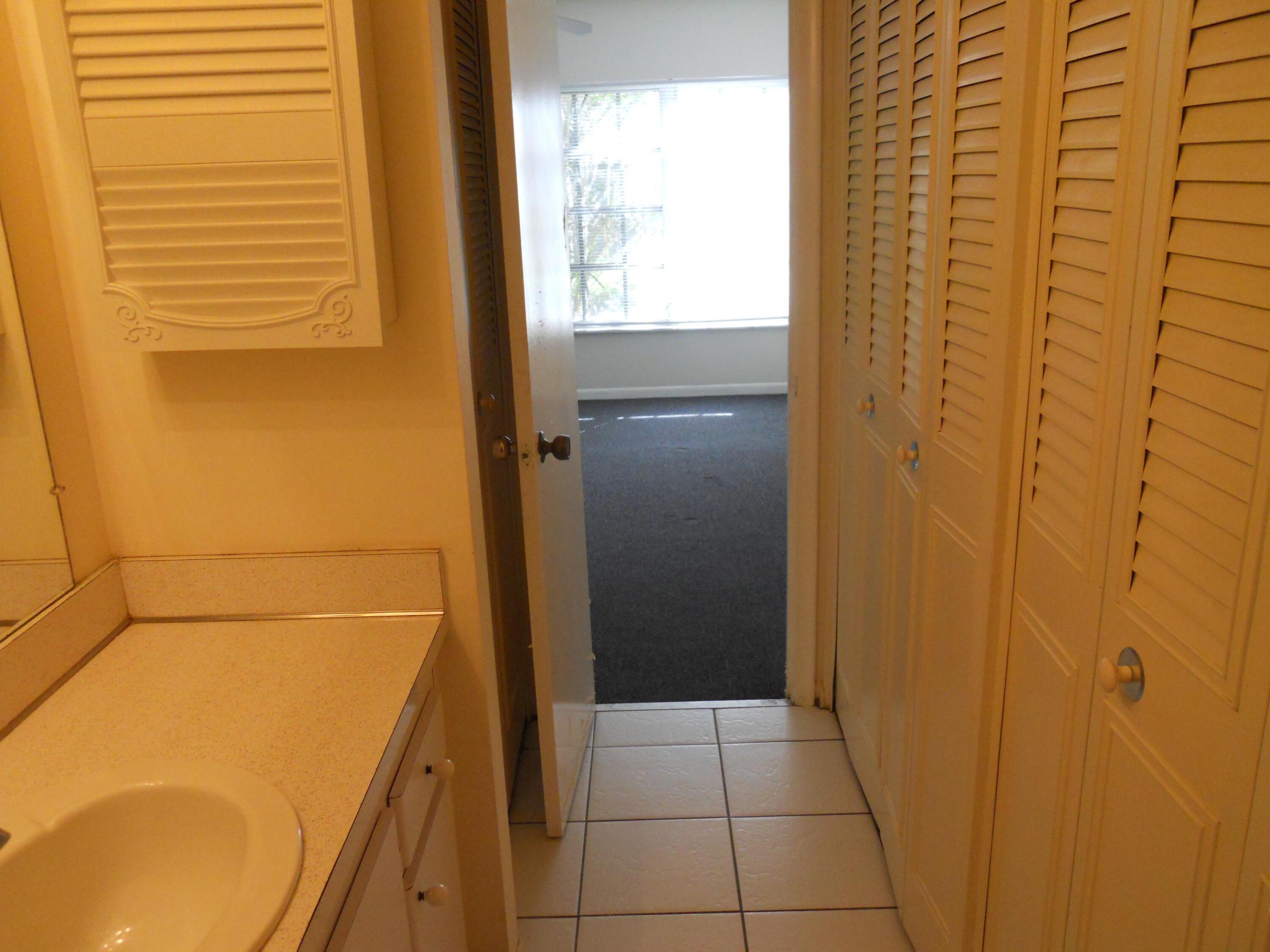 250 NE 20th Street 123s