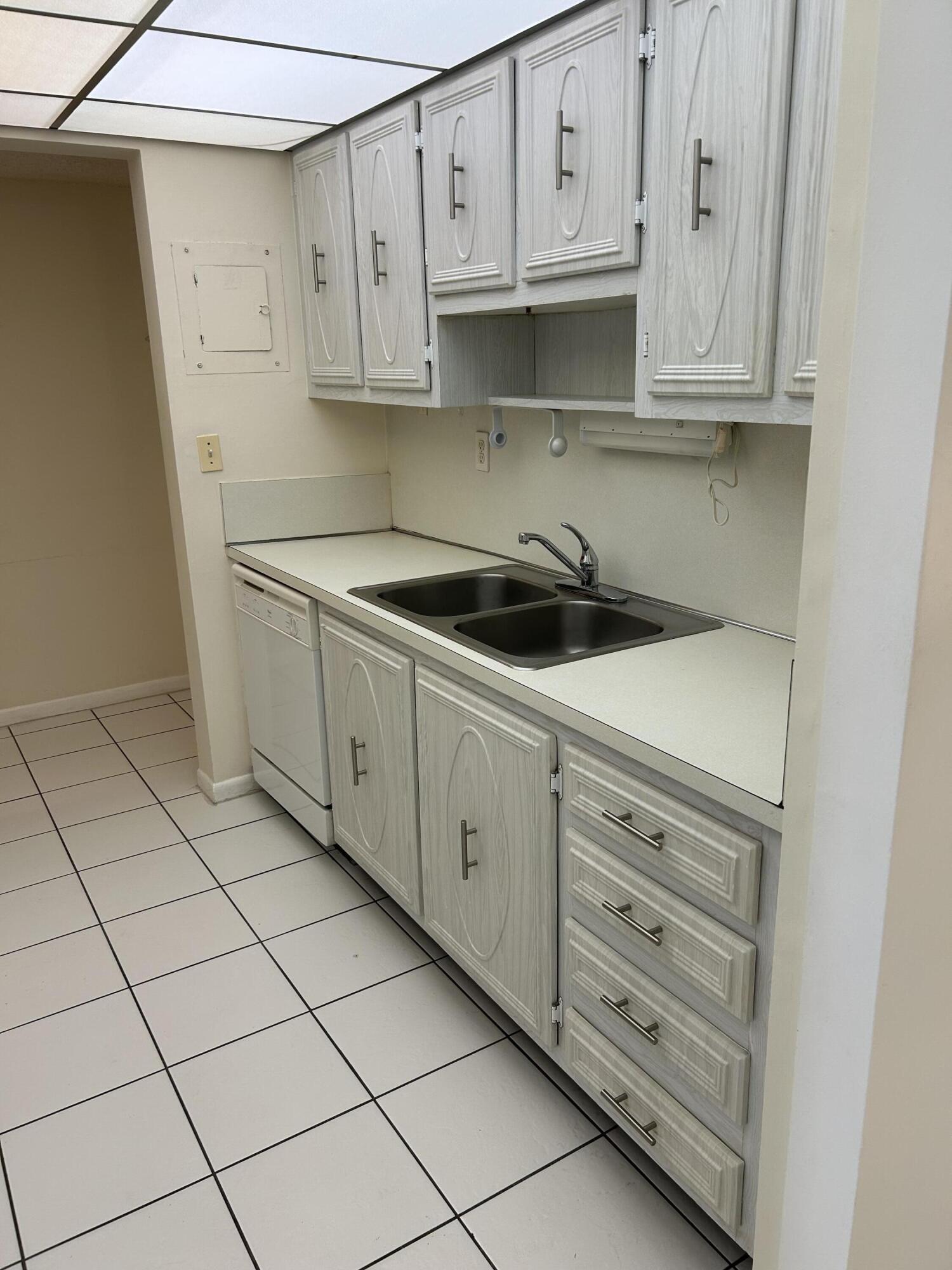 250 NE 20th Street 123s