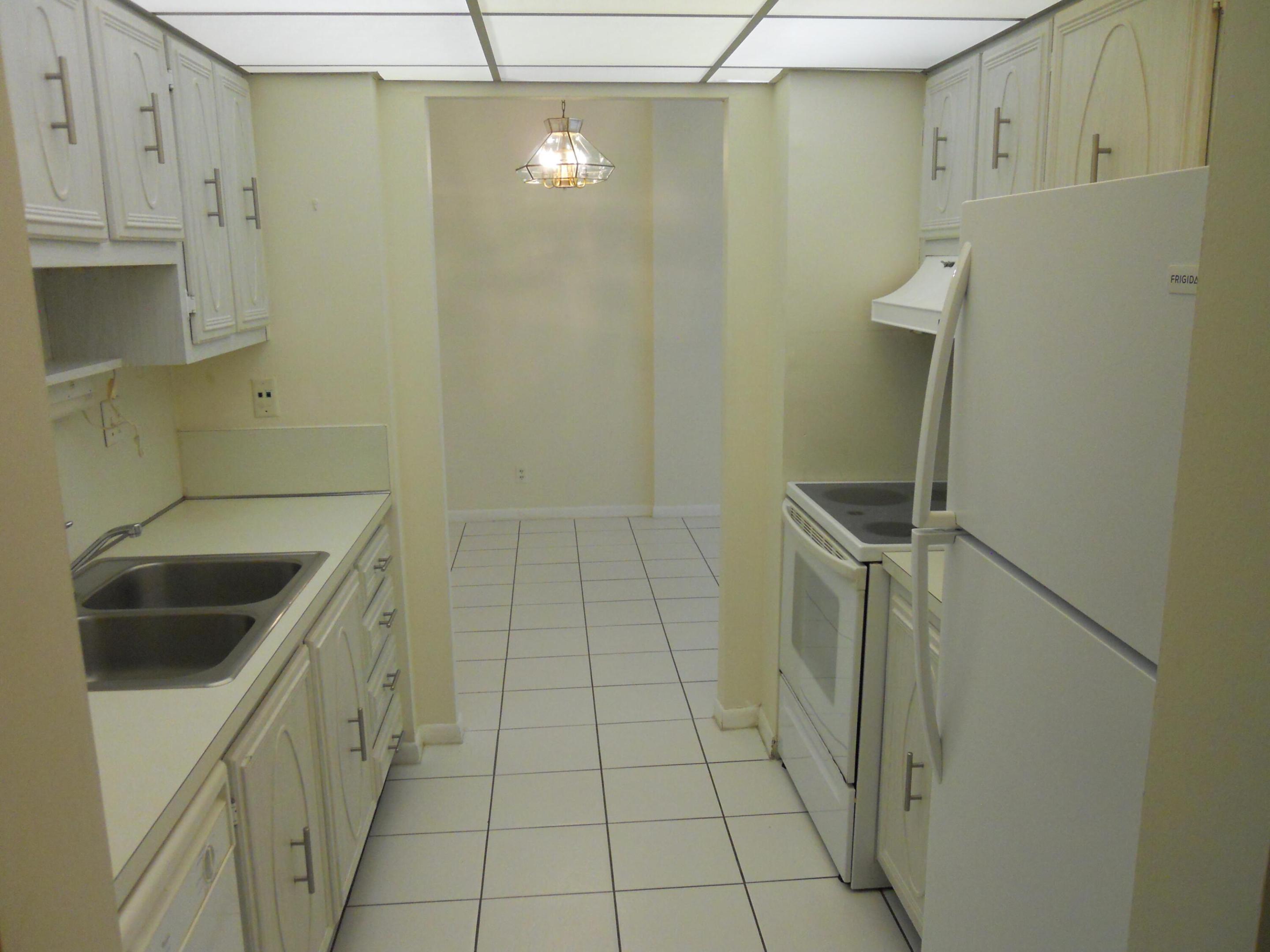 250 NE 20th Street 123s