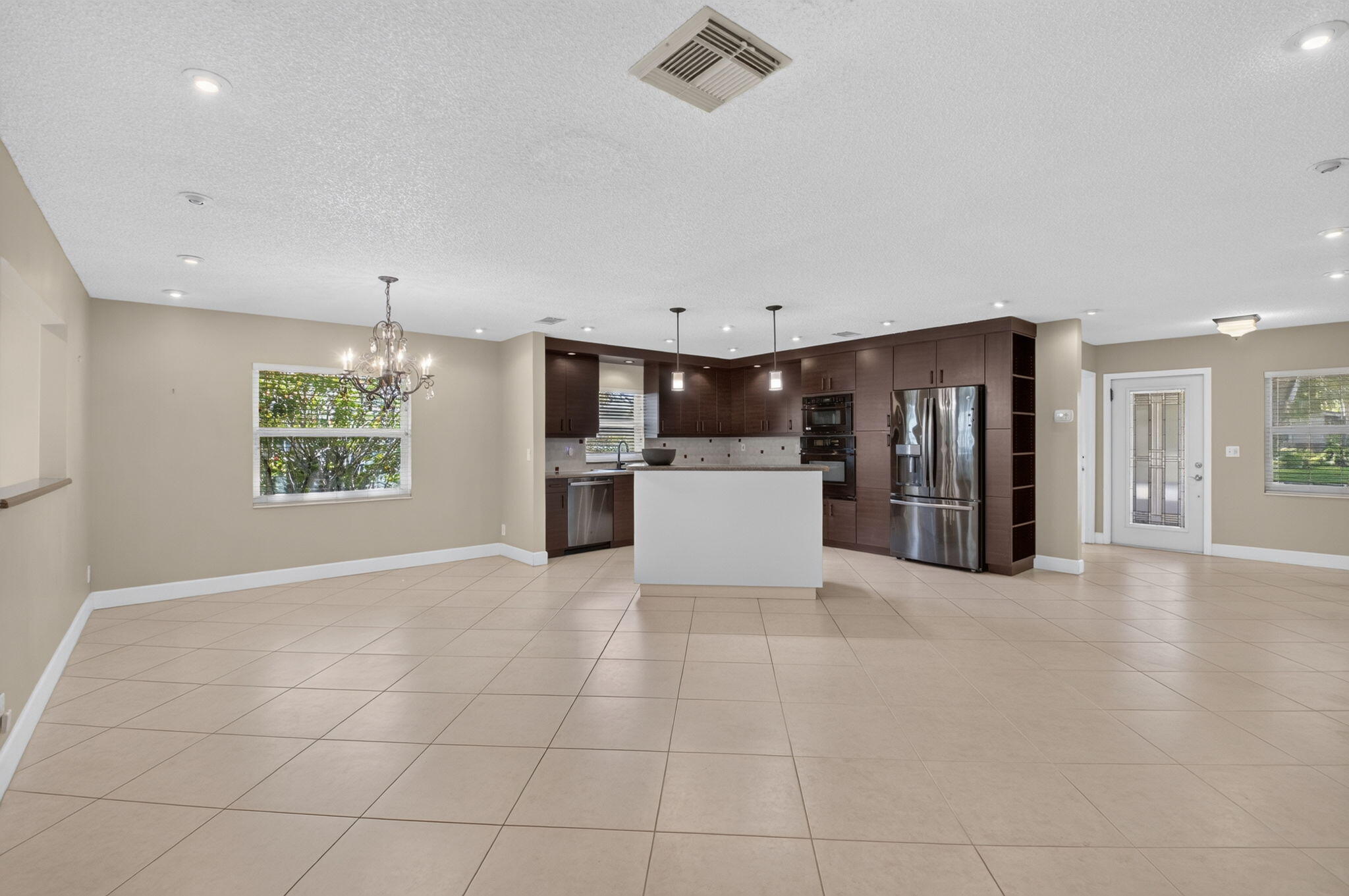 6103 Stanley Lane