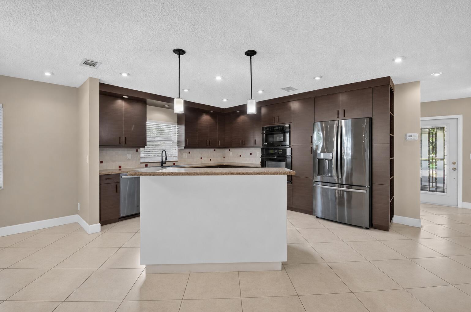 6103 Stanley Lane