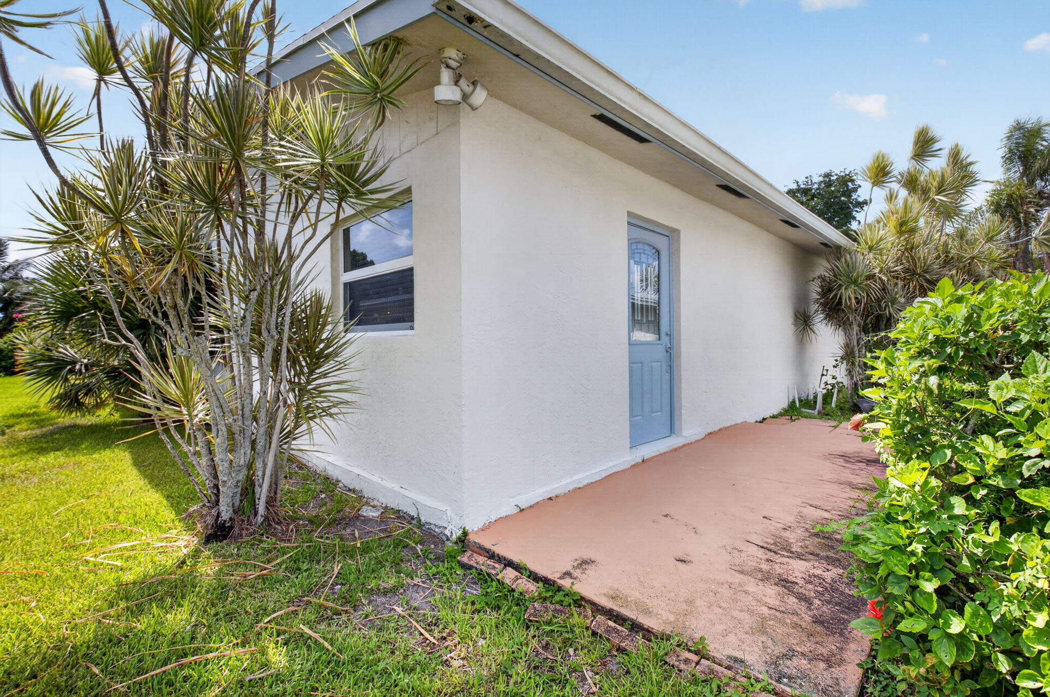 6103 Stanley Lane