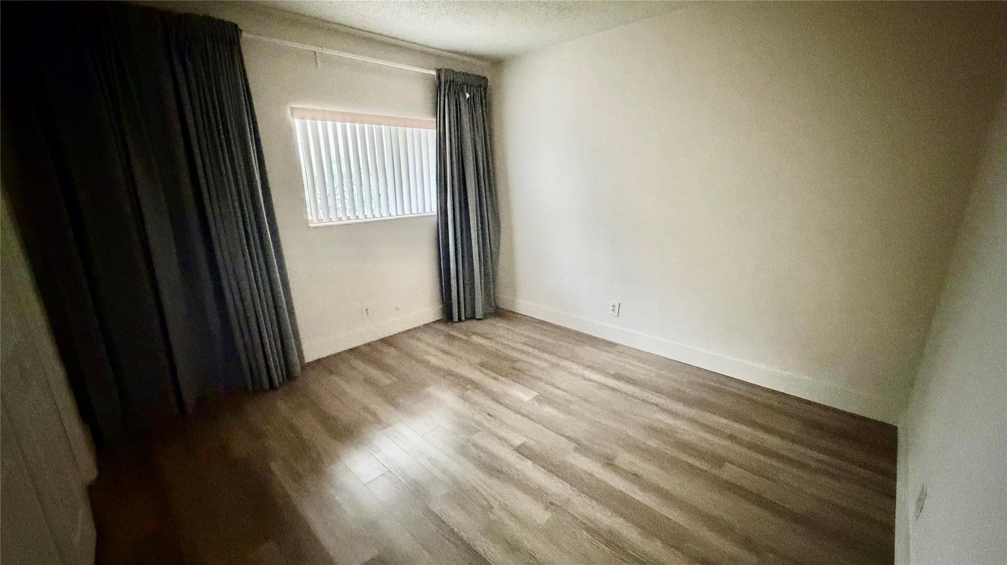344 SE 11th Avenue 3