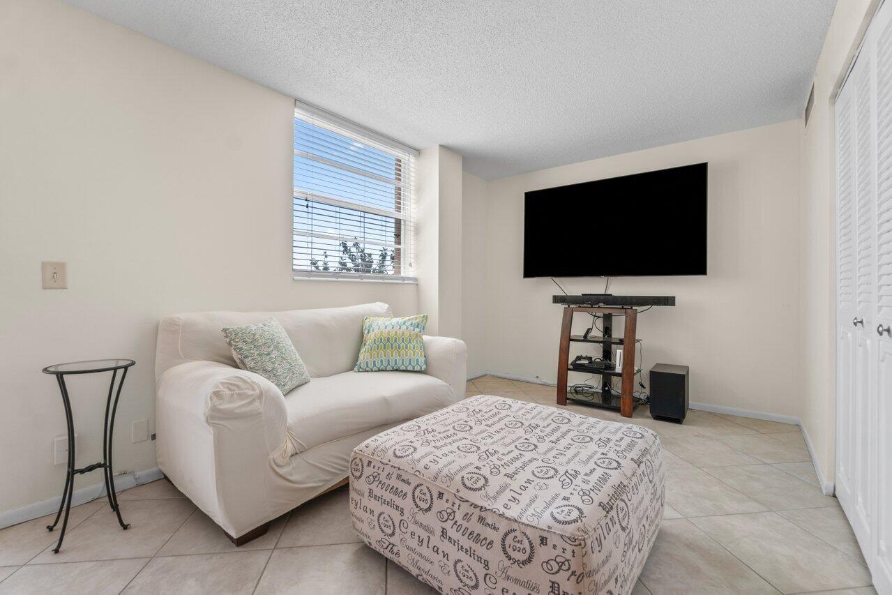 5700 NW 2nd Avenue 403