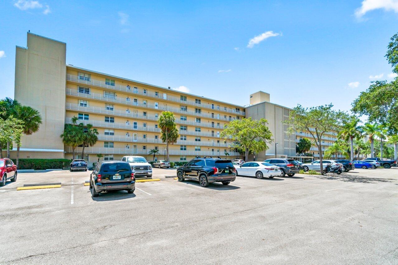 5700 NW 2nd Avenue 403