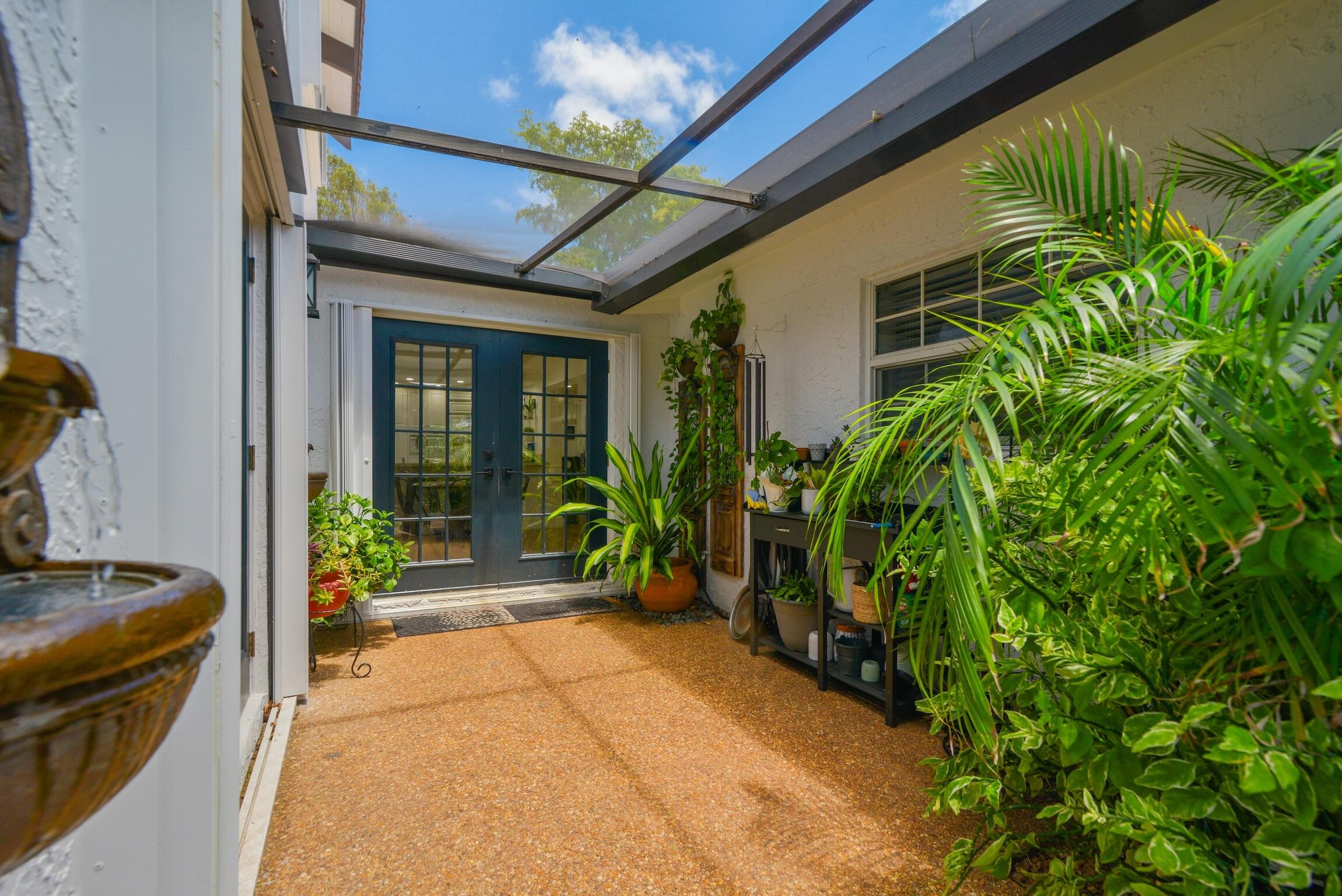 8724 NW 27th Street