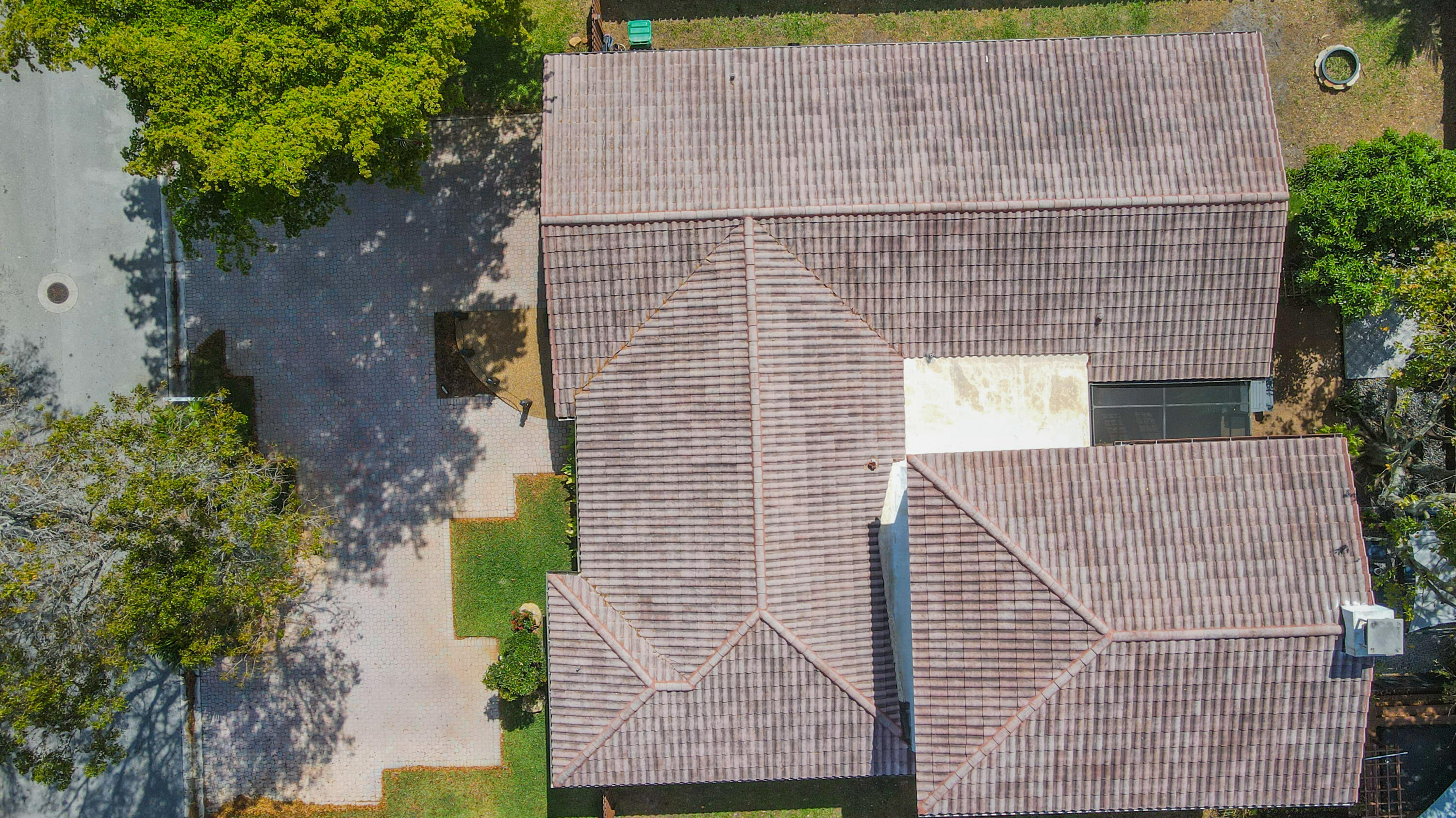 8724 NW 27th Street