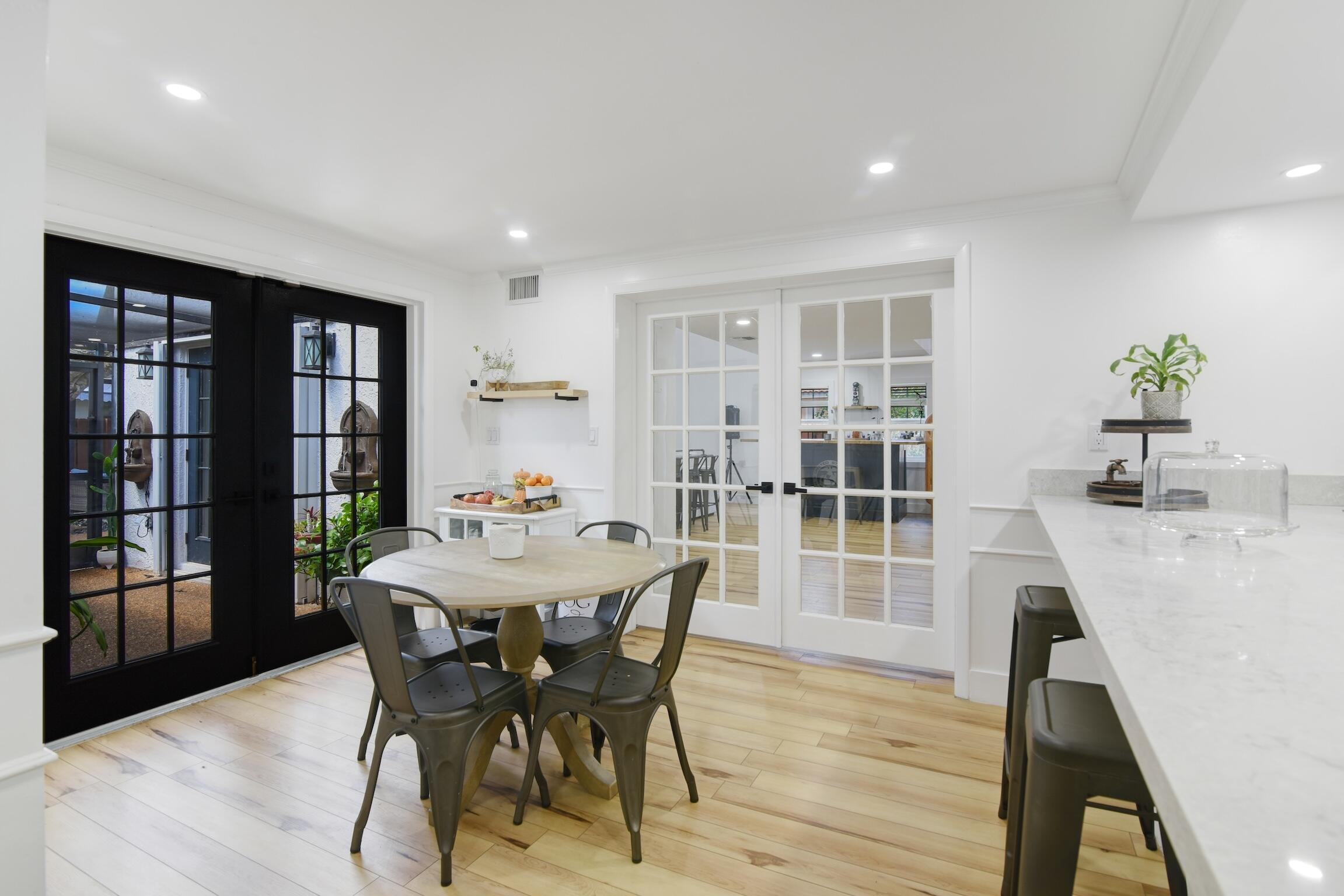8724 NW 27th Street