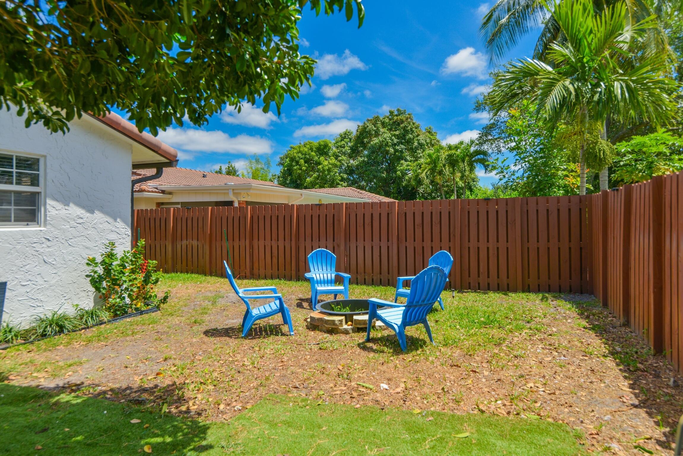 8724 NW 27th Street