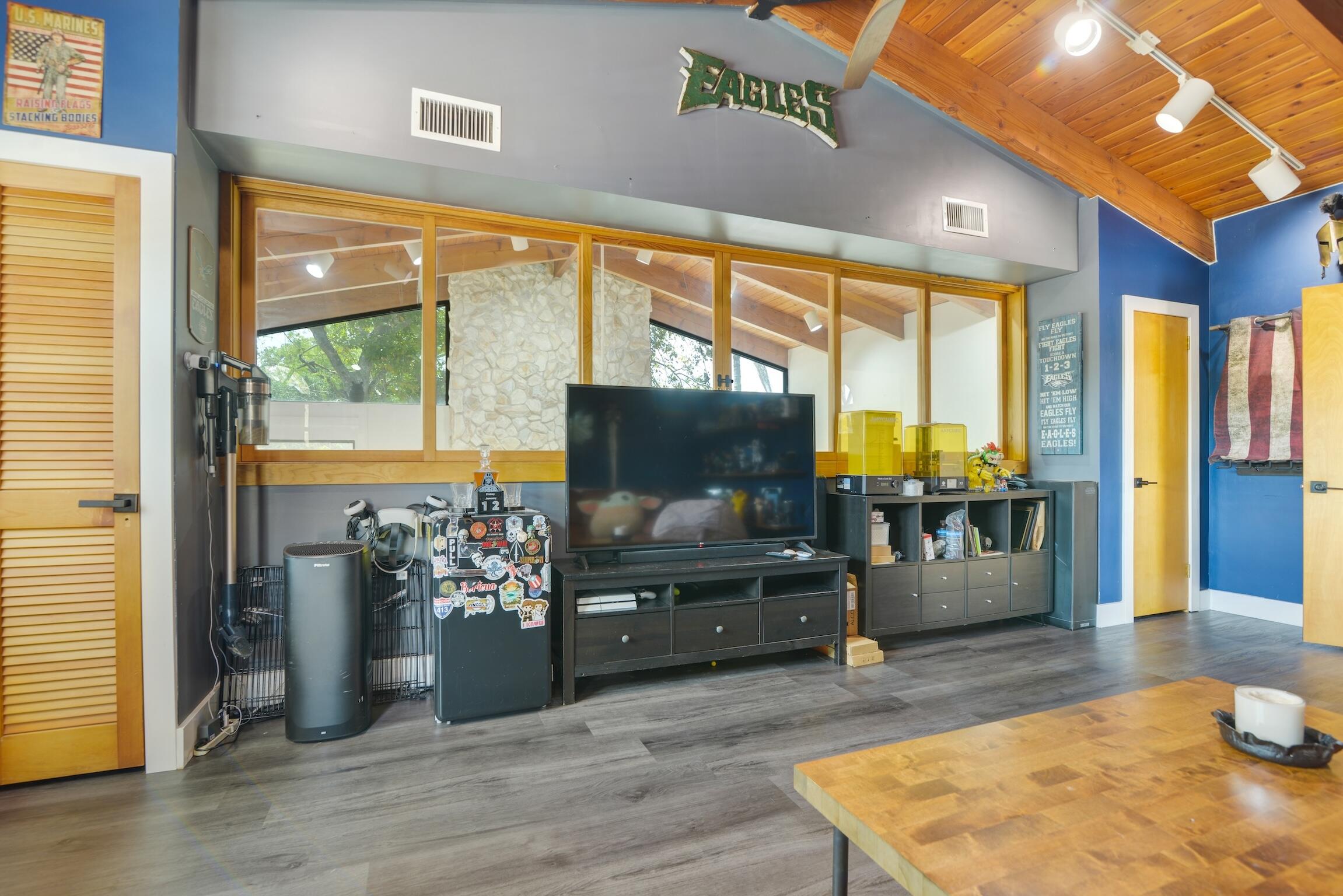 8724 NW 27th Street
