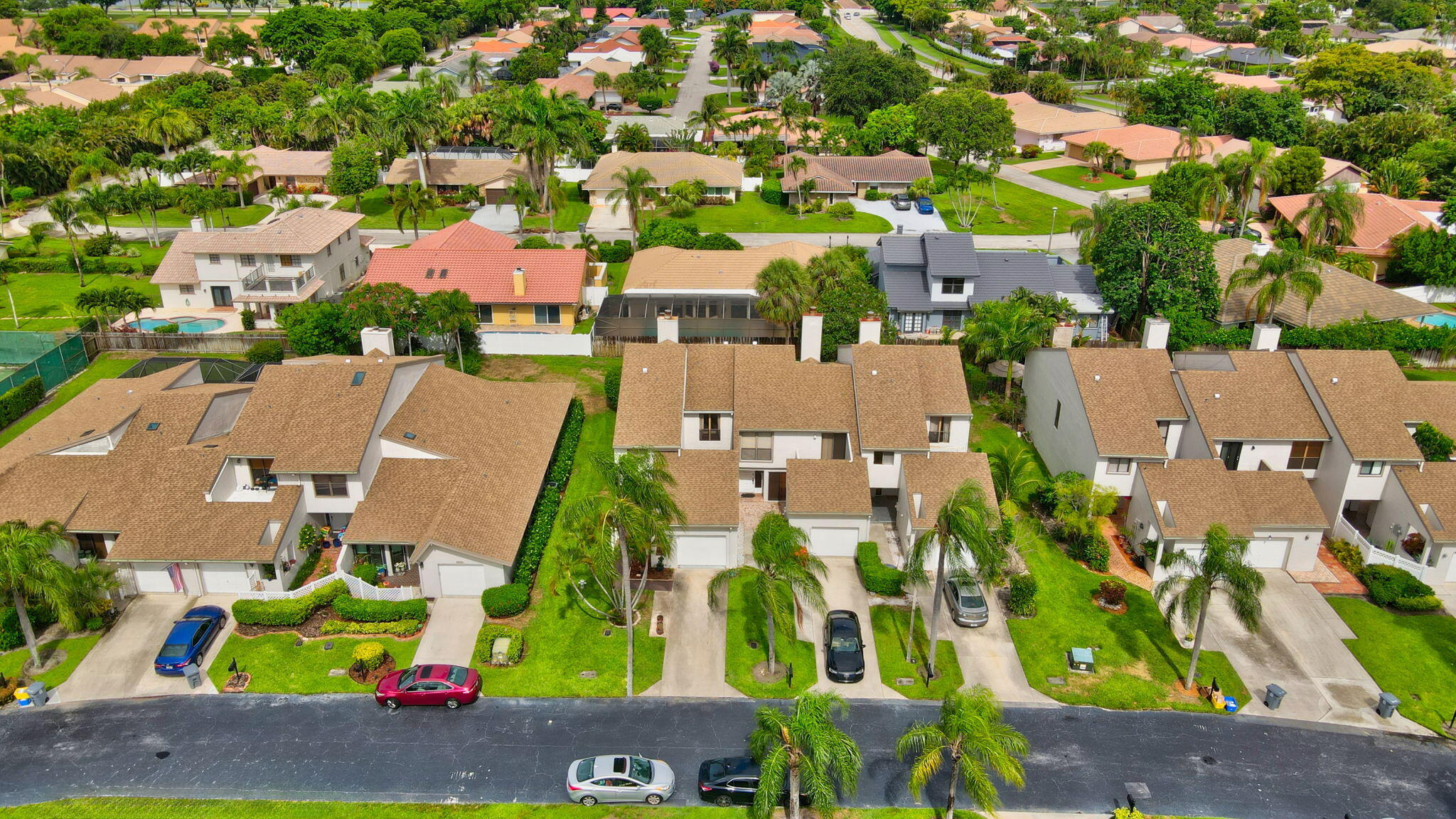 6730 Canary Palm Circle