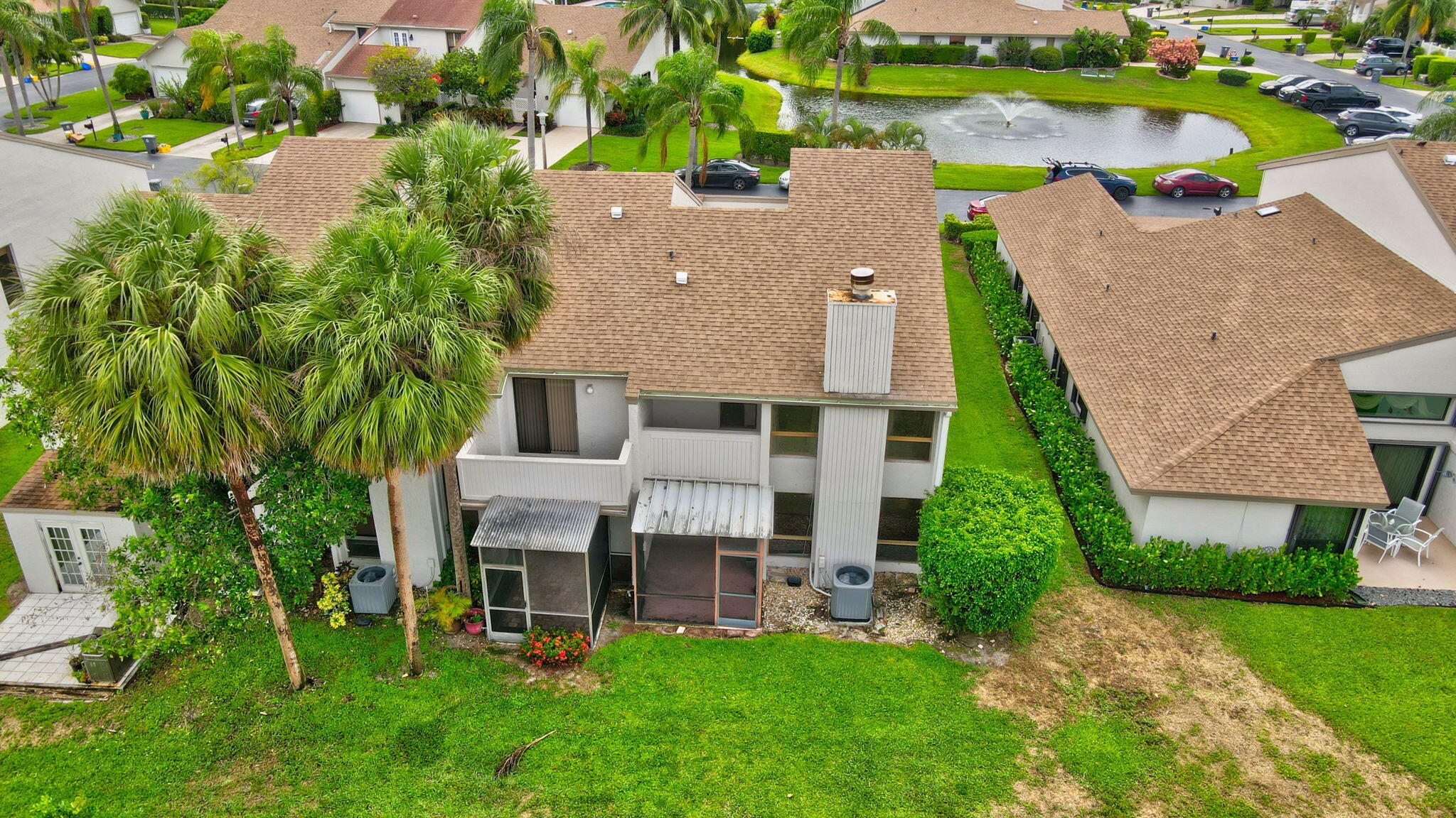 6730 Canary Palm Circle