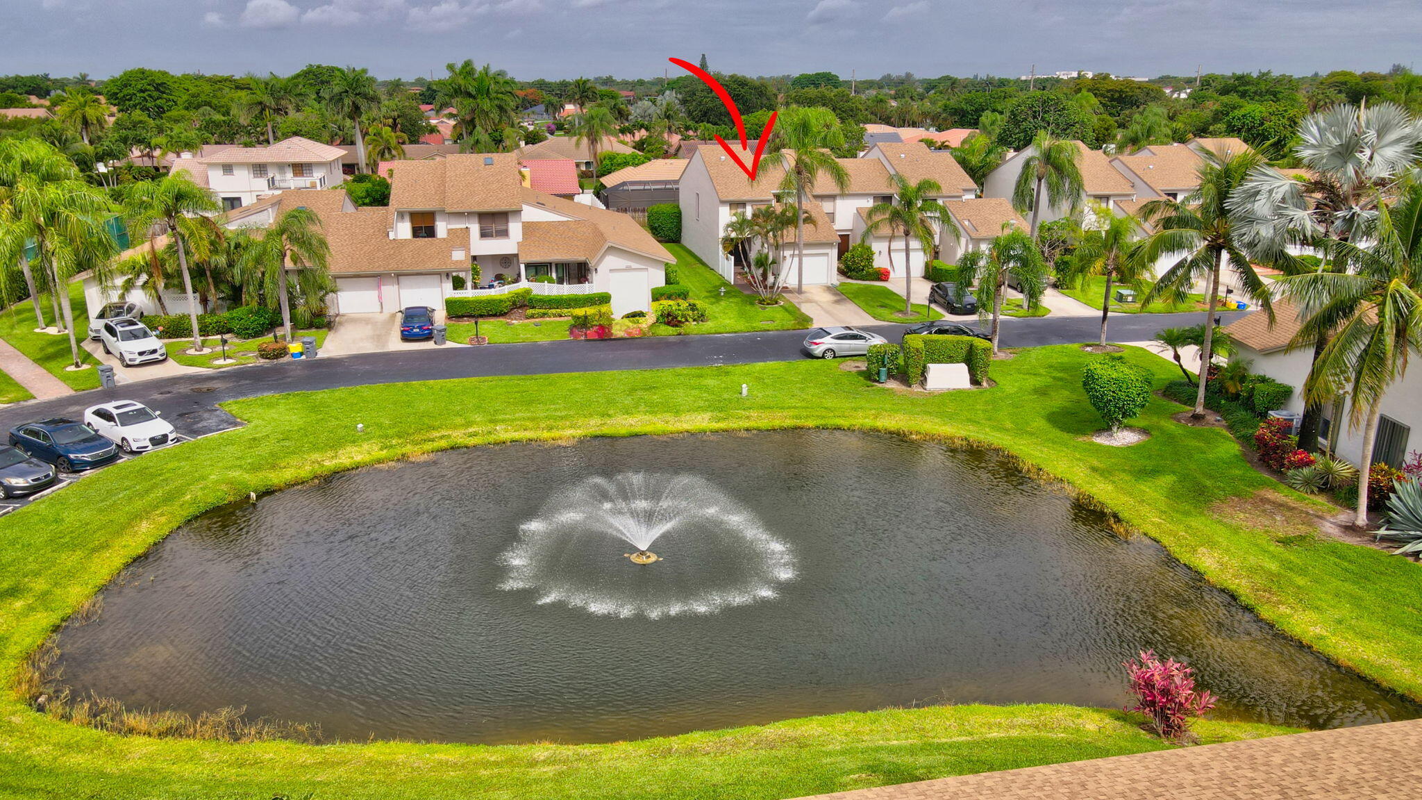 6730 Canary Palm Circle