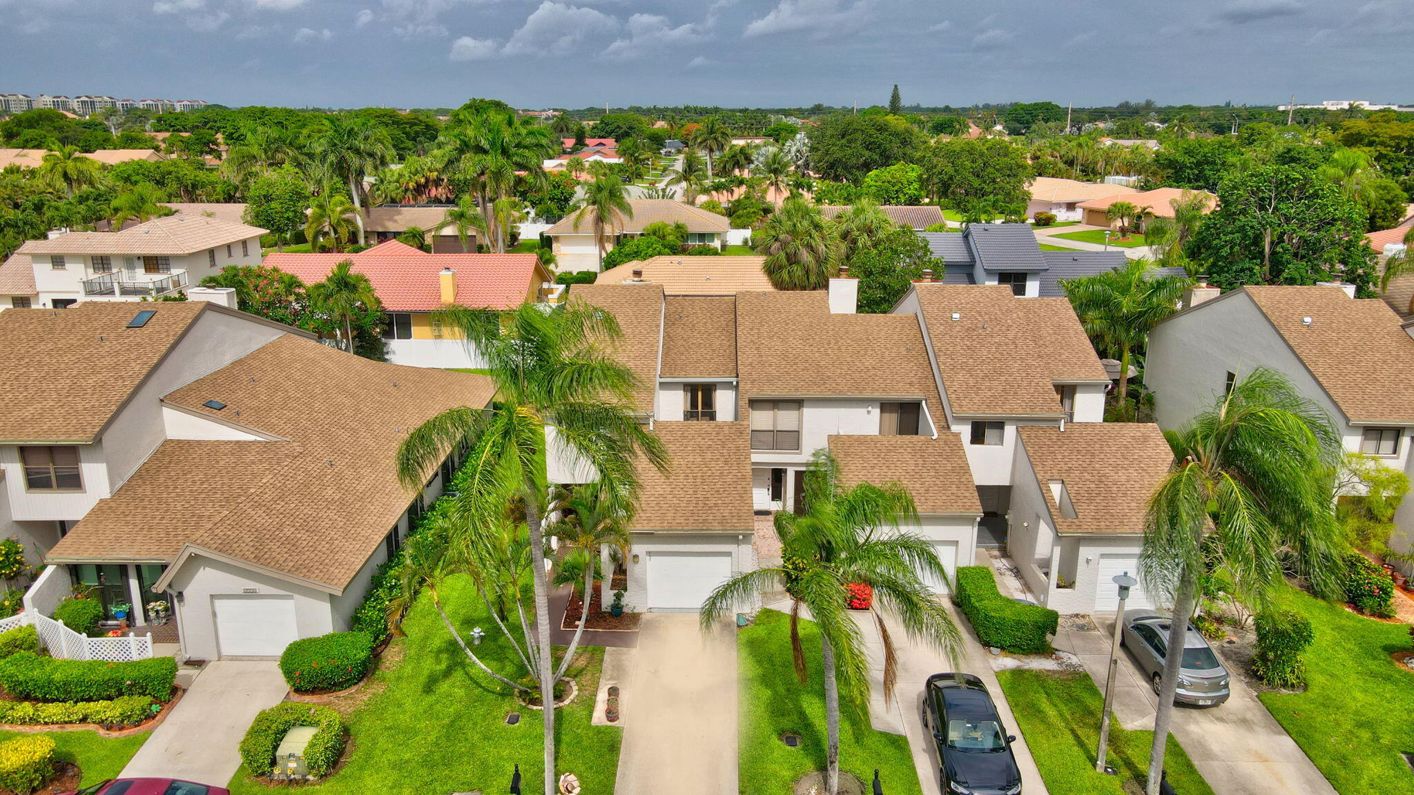 6730 Canary Palm Circle