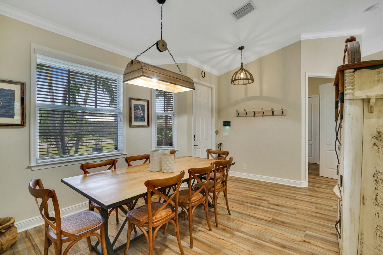 2633 SW 5th Street