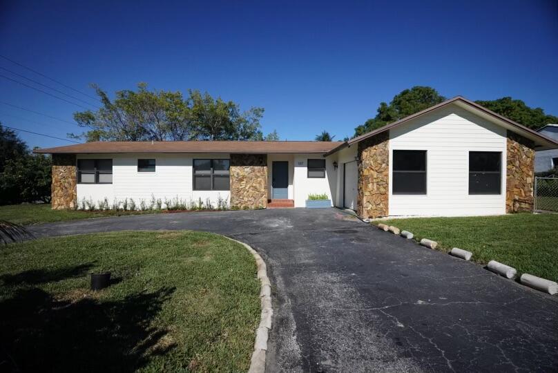 107 SE 35th Avenue