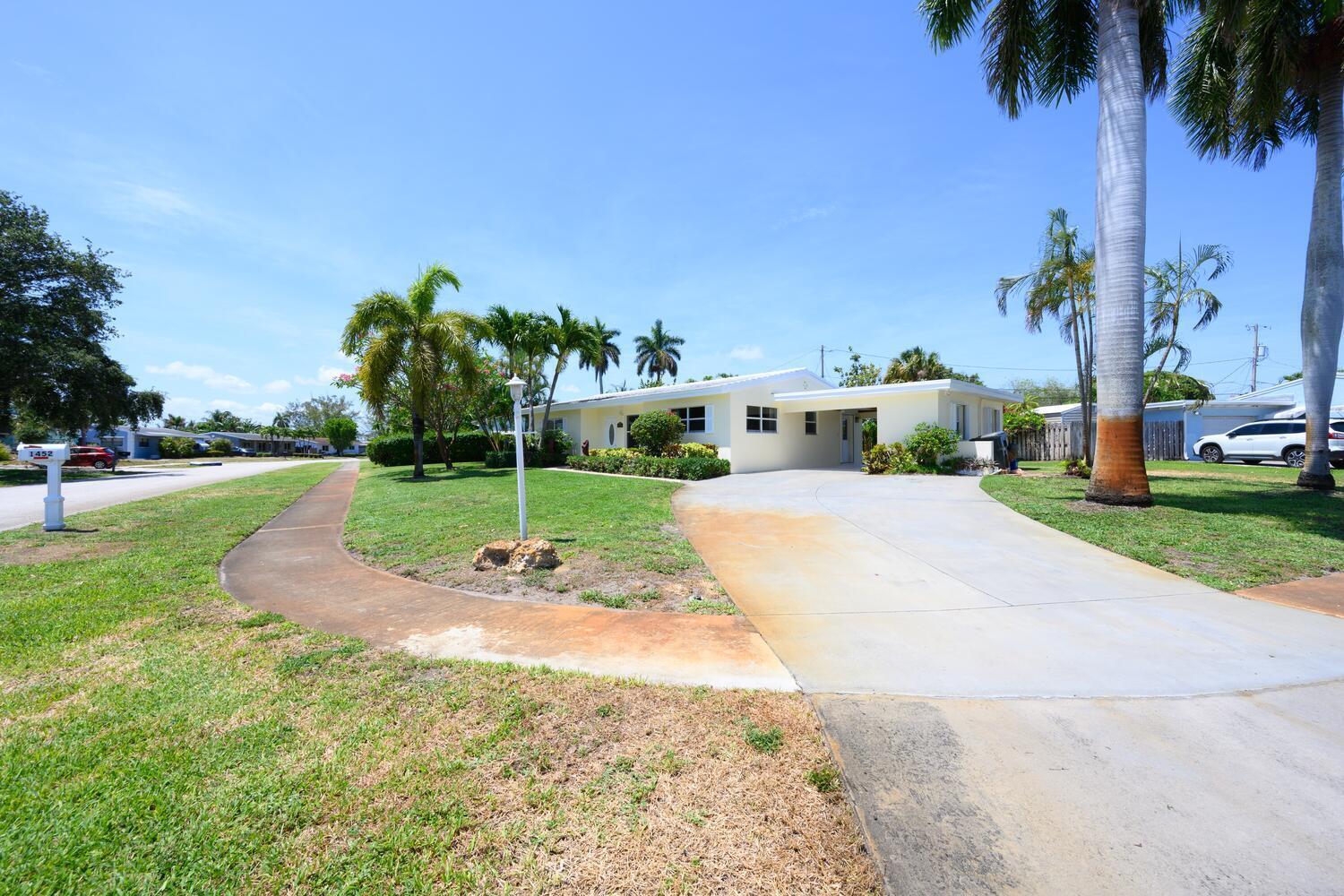 1452 Crest Drive