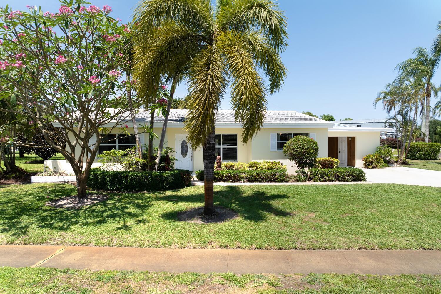 1452 Crest Drive