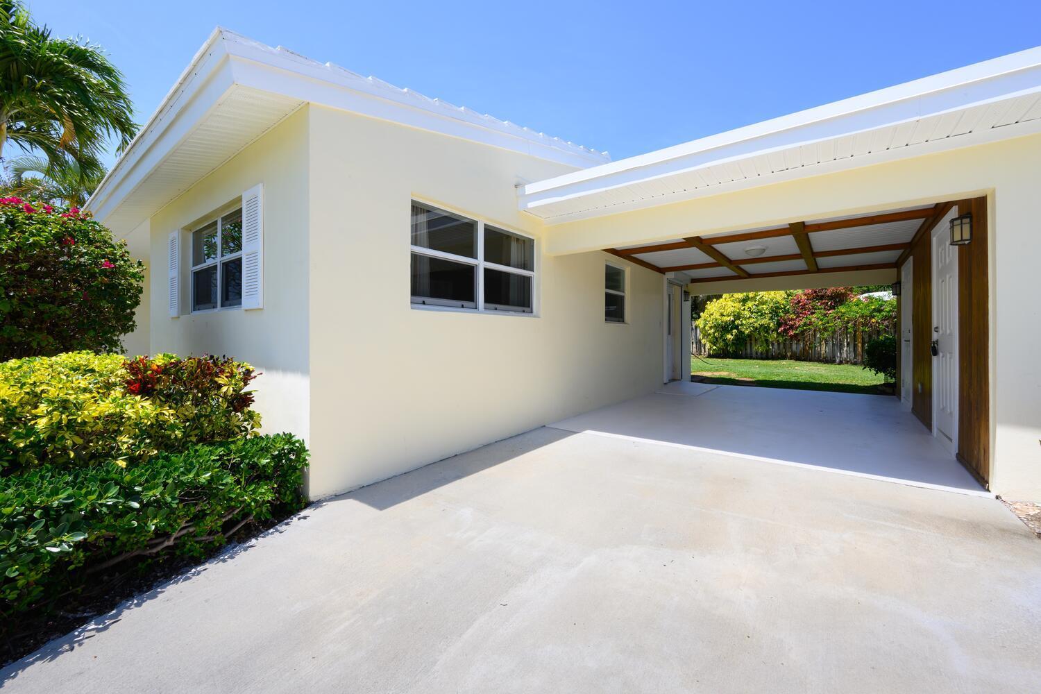 1452 Crest Drive