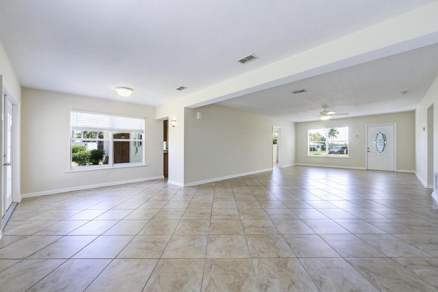 1452 Crest Drive